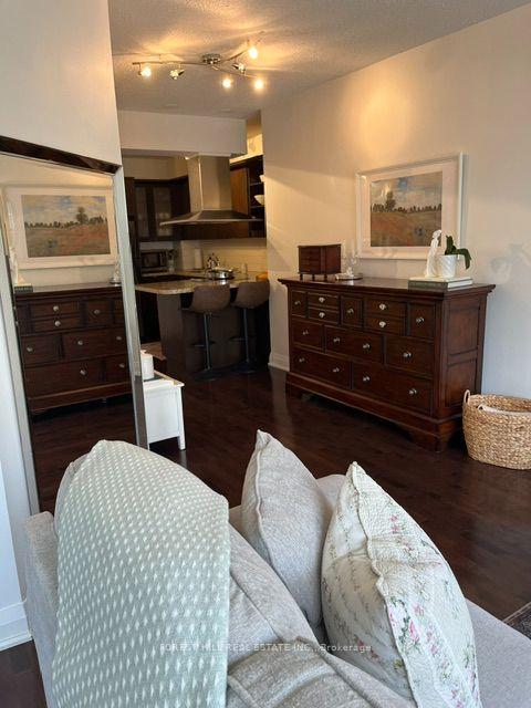 Photo 12 of Unit 203, 1430 Yonge Street, Toronto, Yonge-St. Clair — HOMEH