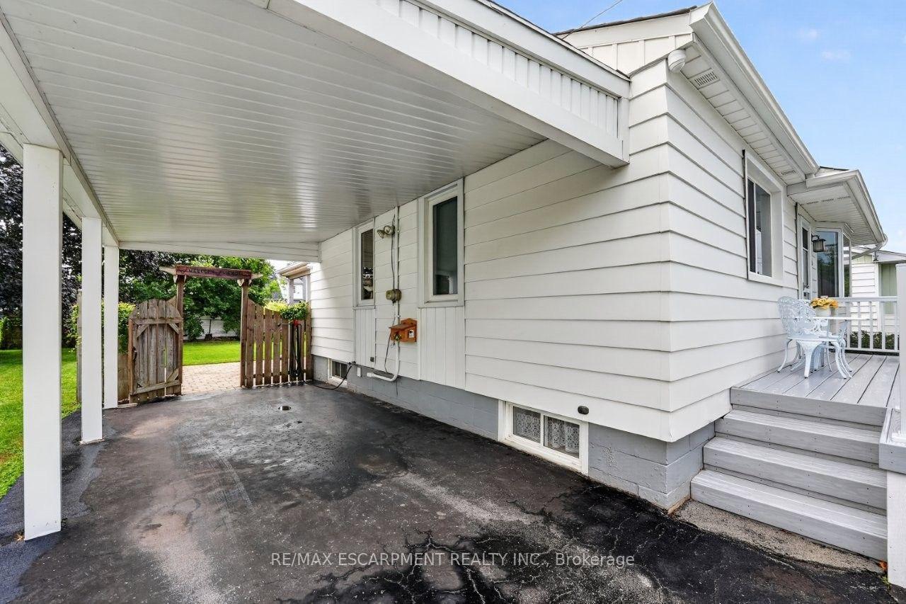 Photo 25 of 23 Lakeview Avenue, Grimsby, Grimsby Beach — HOMEH