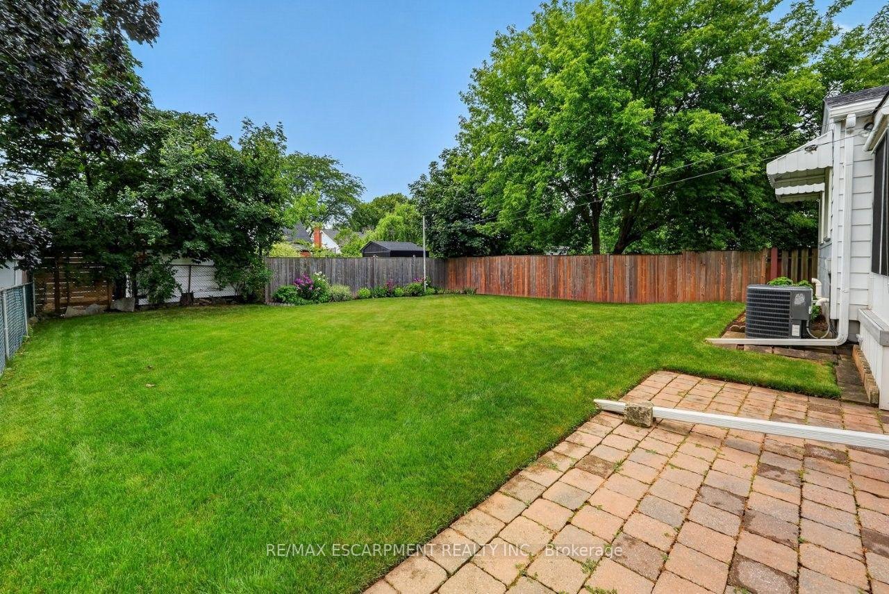 Photo 27 of 23 Lakeview Avenue, Grimsby, Grimsby Beach — HOMEH