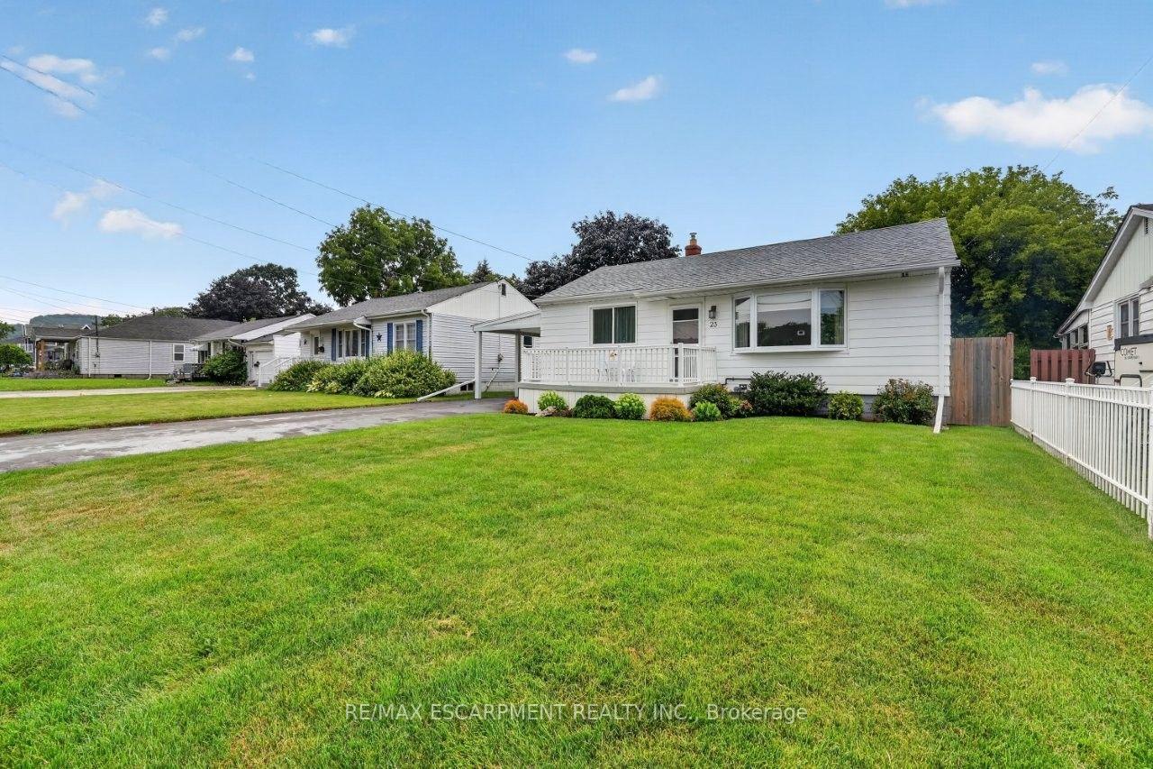 Photo 30 of 23 Lakeview Avenue, Grimsby, Grimsby Beach — HOMEH