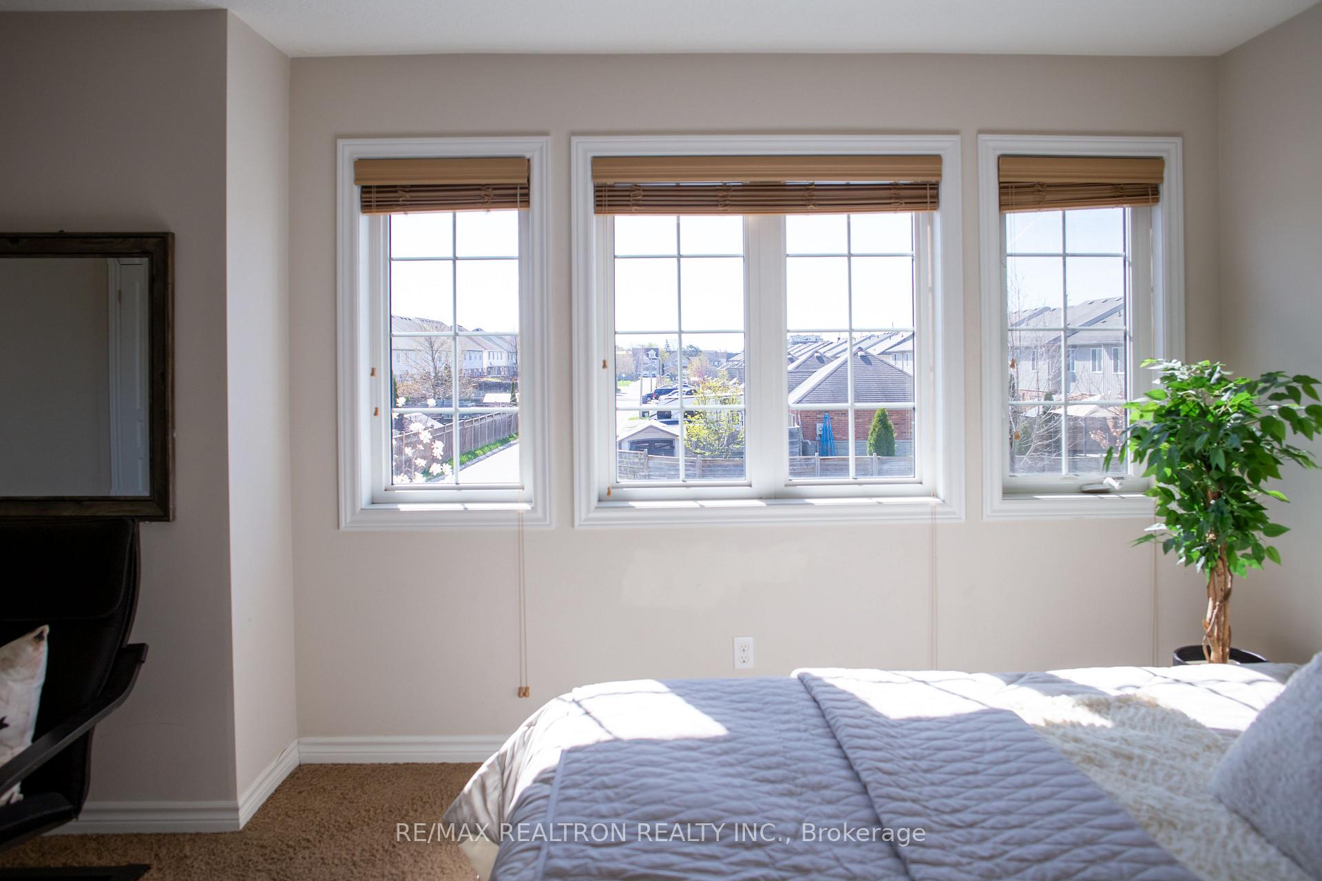 Photo 22 of 130 Simmonds Drive, Guelph, Victoria North — HOMEH