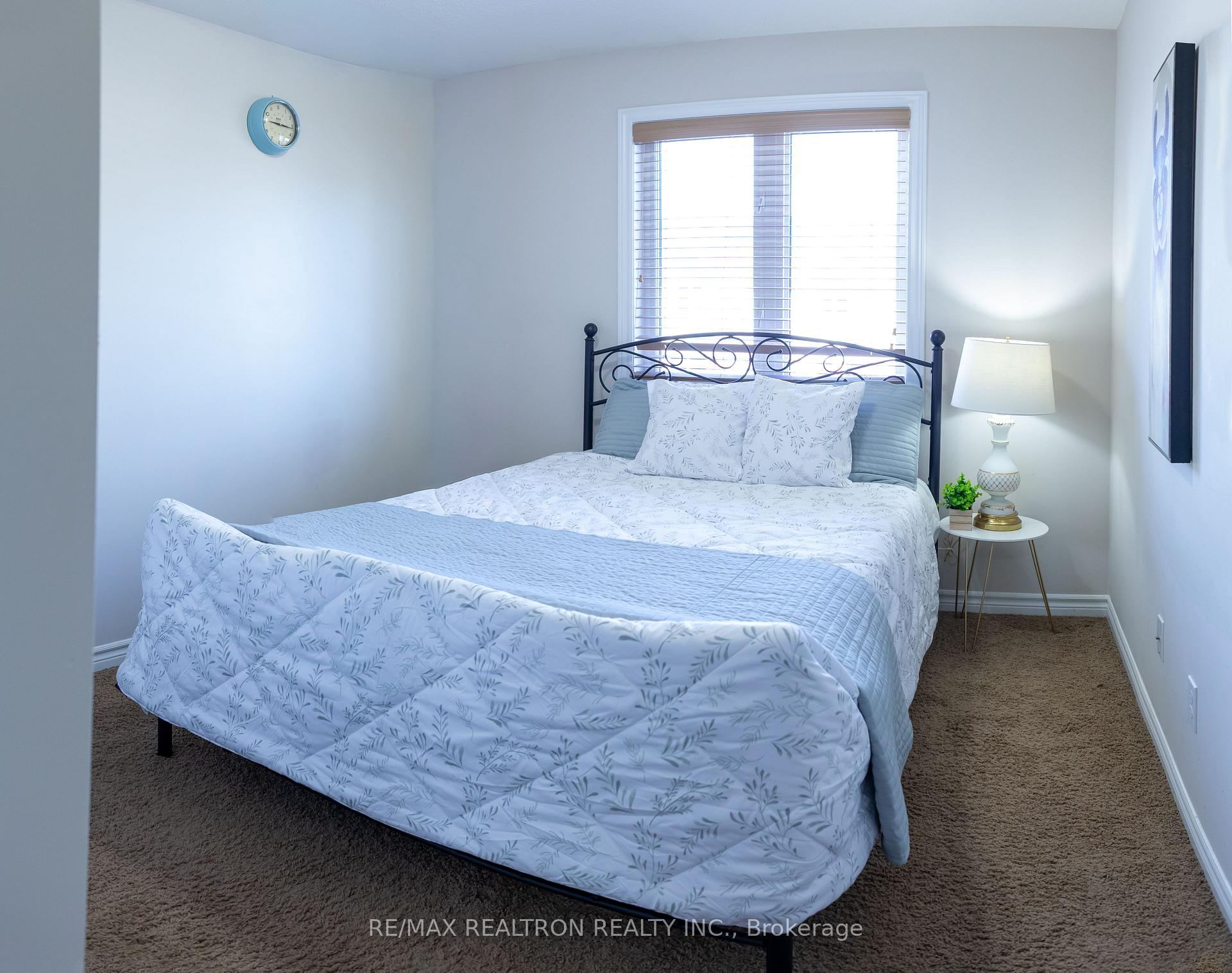 Photo 23 of 130 Simmonds Drive, Guelph, Victoria North — HOMEH