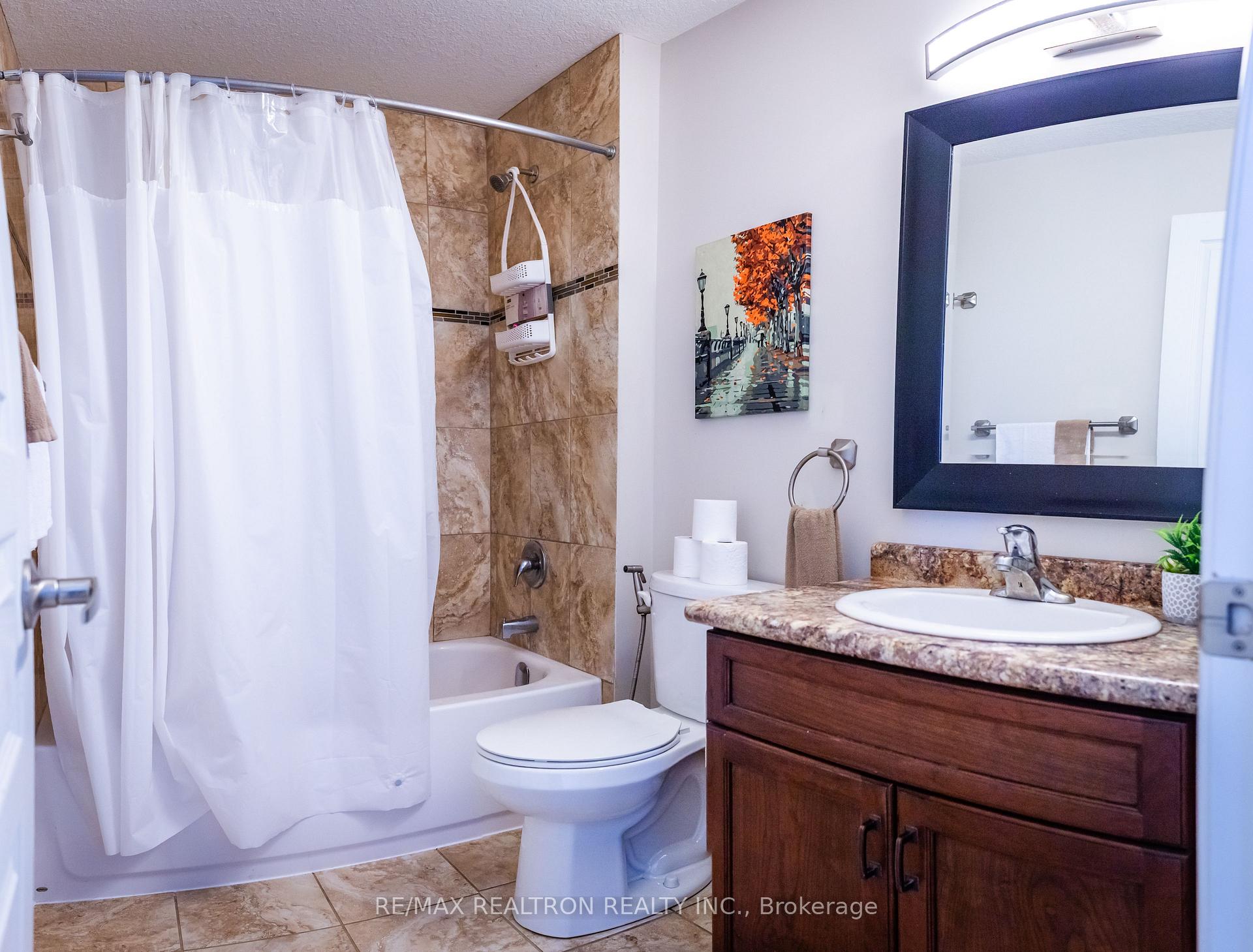 Photo 25 of 130 Simmonds Drive, Guelph, Victoria North — HOMEH