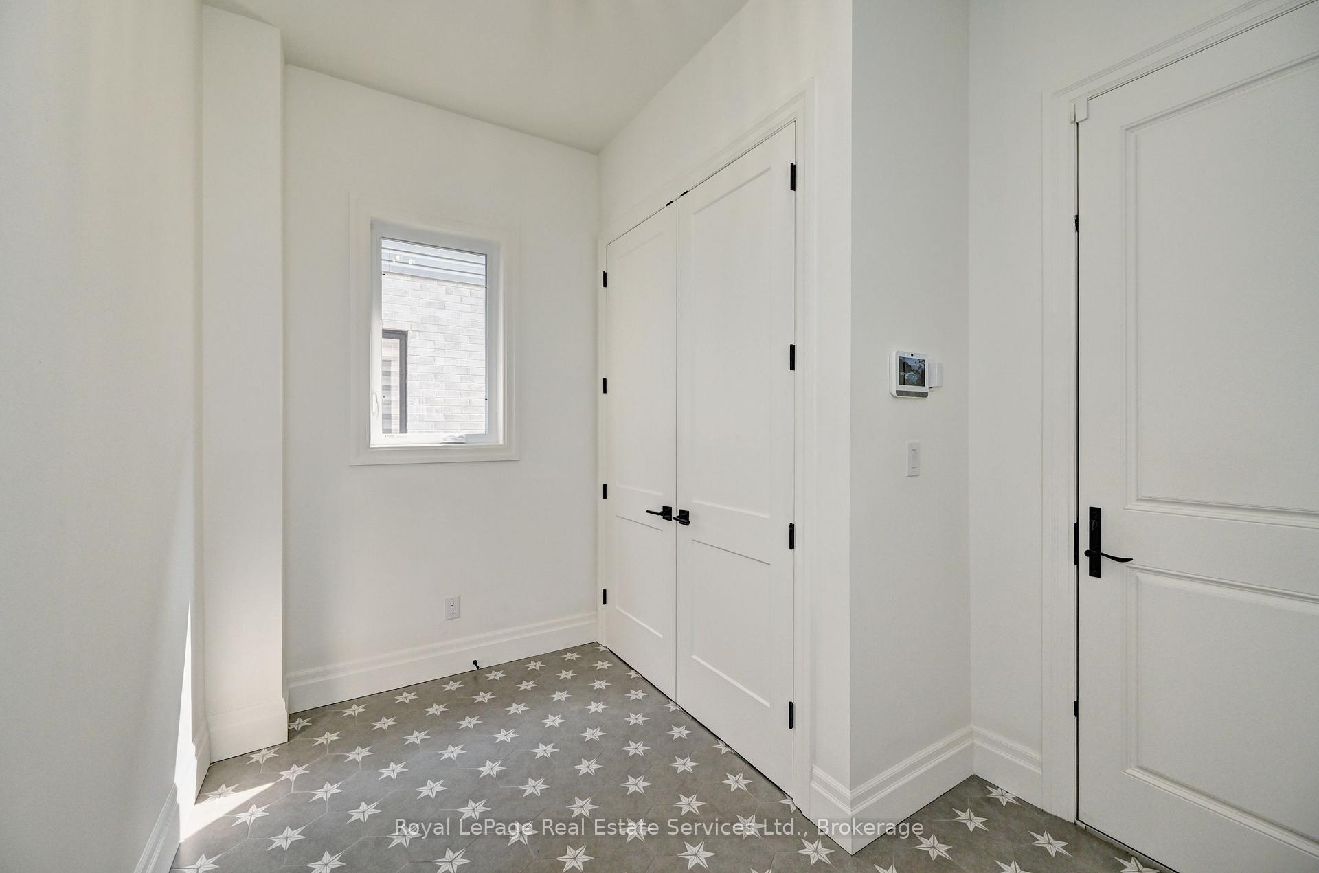Photo 22 of Unit 8, 450 Bridgeport Road, Kitchener, Bridgeport — HOMEH
