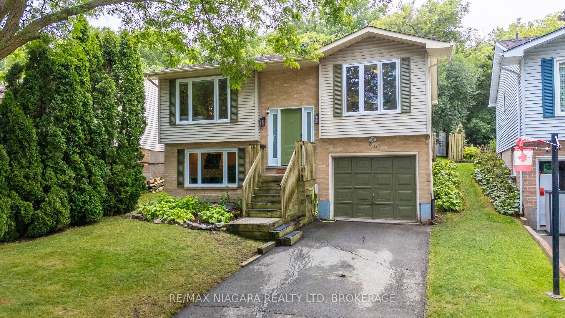 Photo 5 of 36 Hemlock Street, St. Catharines, Burleigh Hill — HOMEH