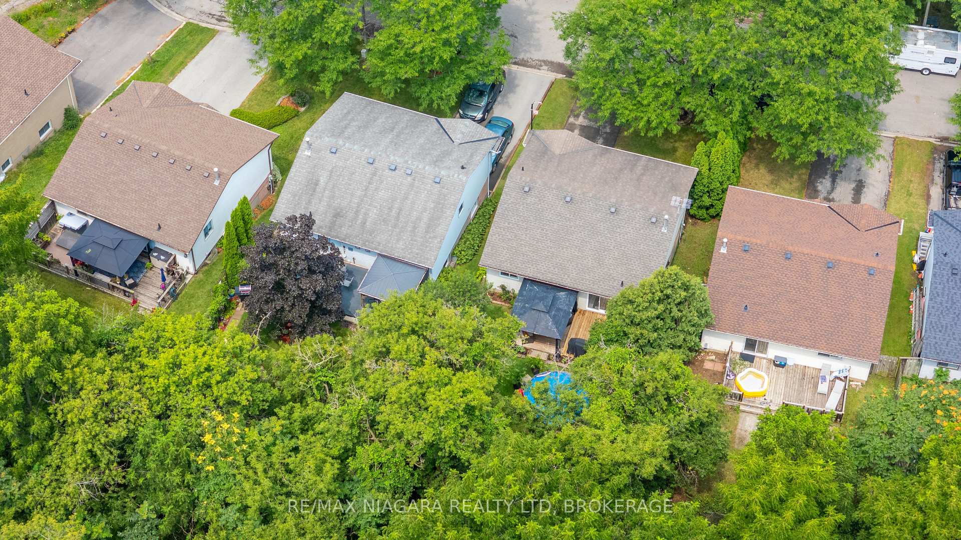 Photo 6 of 36 Hemlock Street, St. Catharines, Burleigh Hill — HOMEH