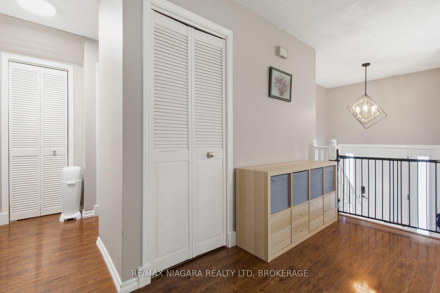 Photo 15 of 36 Hemlock Street, St. Catharines, Burleigh Hill — HOMEH