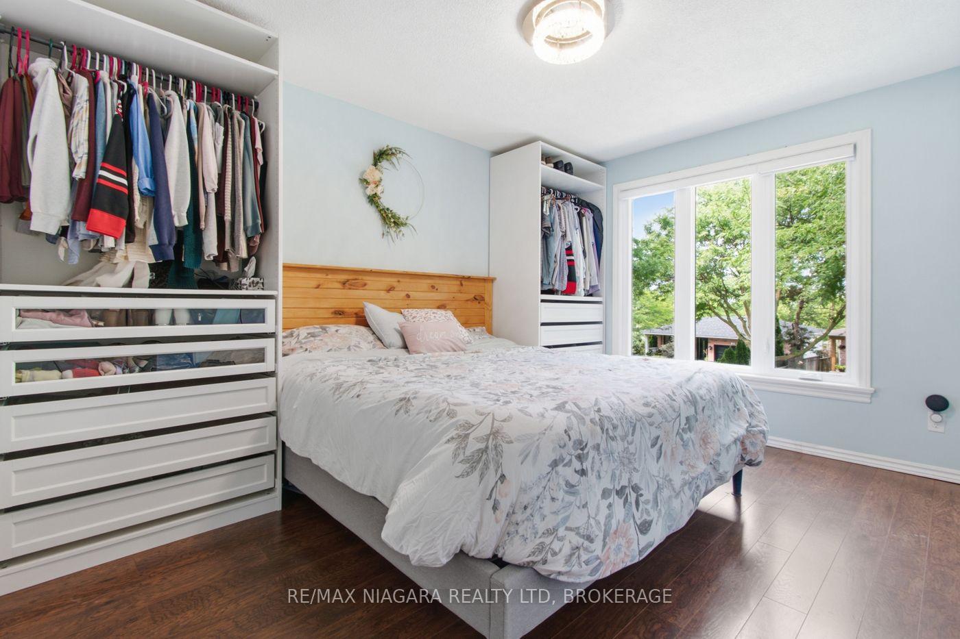 Photo 31 of 36 Hemlock Street, St. Catharines, Burleigh Hill — HOMEH