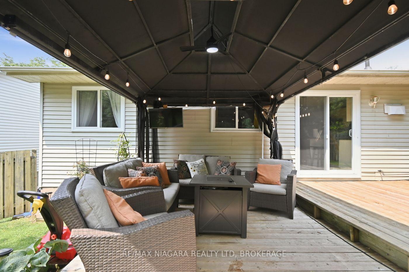 Photo 33 of 36 Hemlock Street, St. Catharines, Burleigh Hill — HOMEH