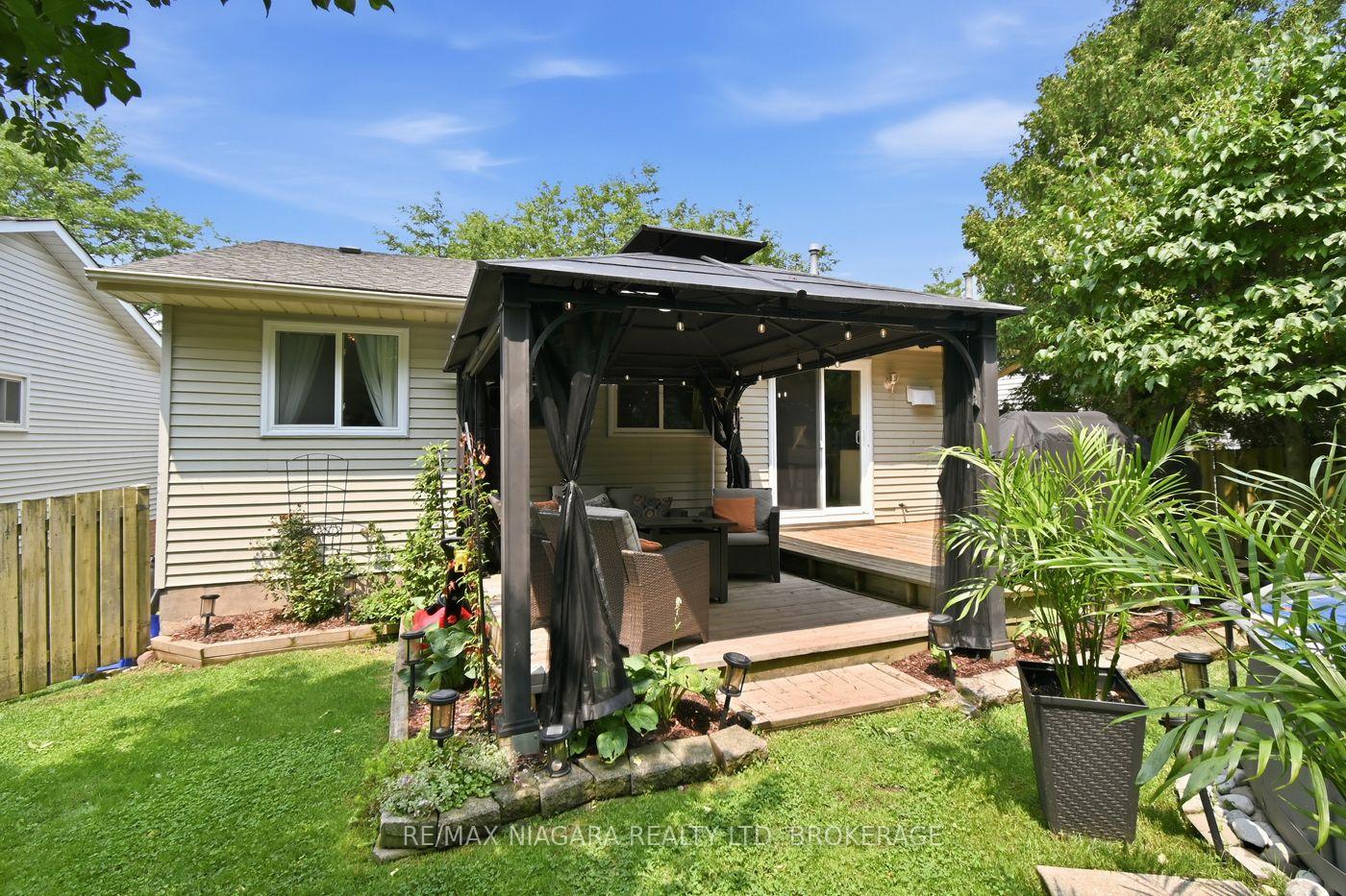 Photo 35 of 36 Hemlock Street, St. Catharines, Burleigh Hill — HOMEH
