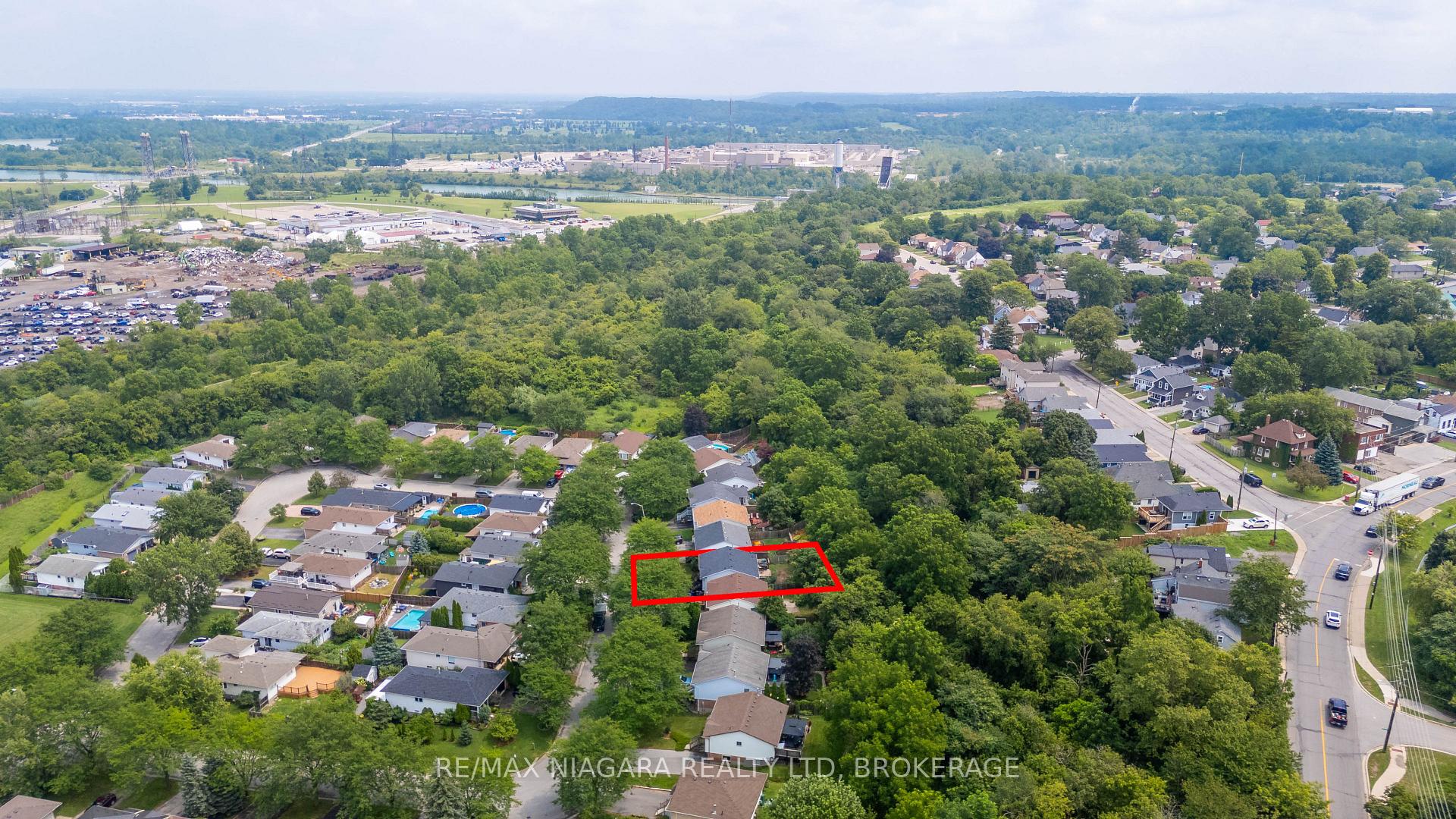 Photo 40 of 36 Hemlock Street, St. Catharines, Burleigh Hill — HOMEH