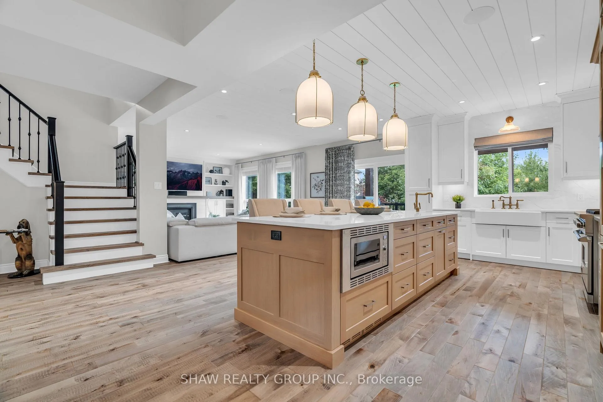 Photo 4 of 42 Grasswood Street, Kitchener — HOMEH