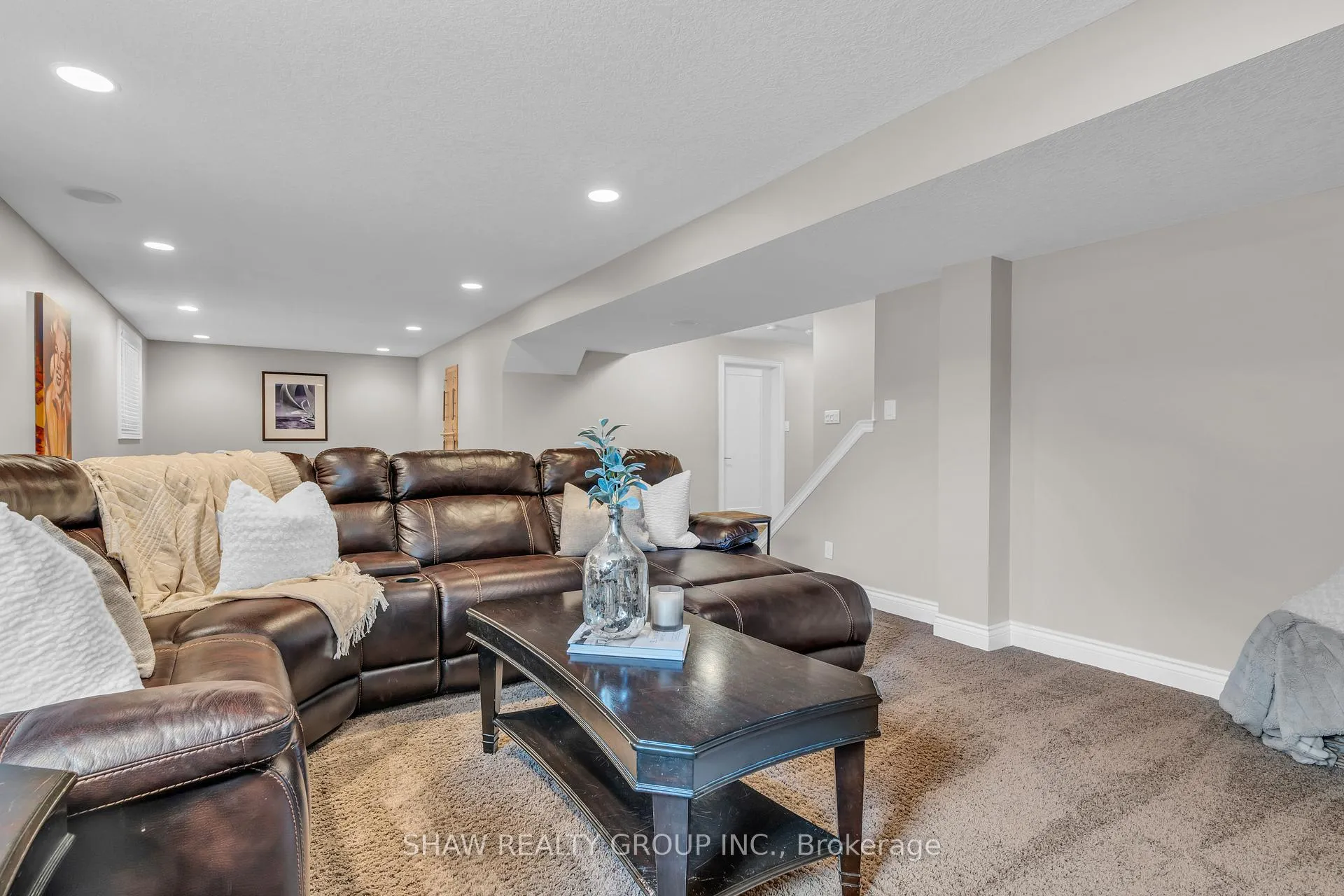 Photo 16 of 42 Grasswood Street, Kitchener — HOMEH