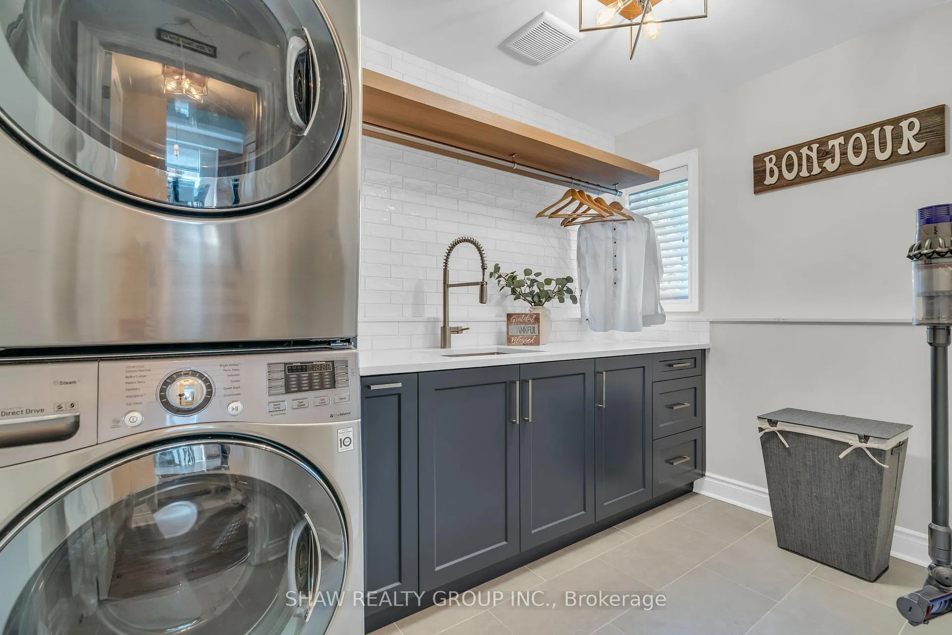 Photo 28 of 42 Grasswood Street, Kitchener — HOMEH