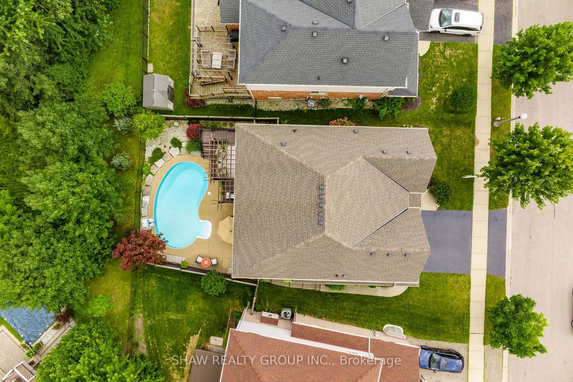 Photo 32 of 42 Grasswood Street, Kitchener — HOMEH