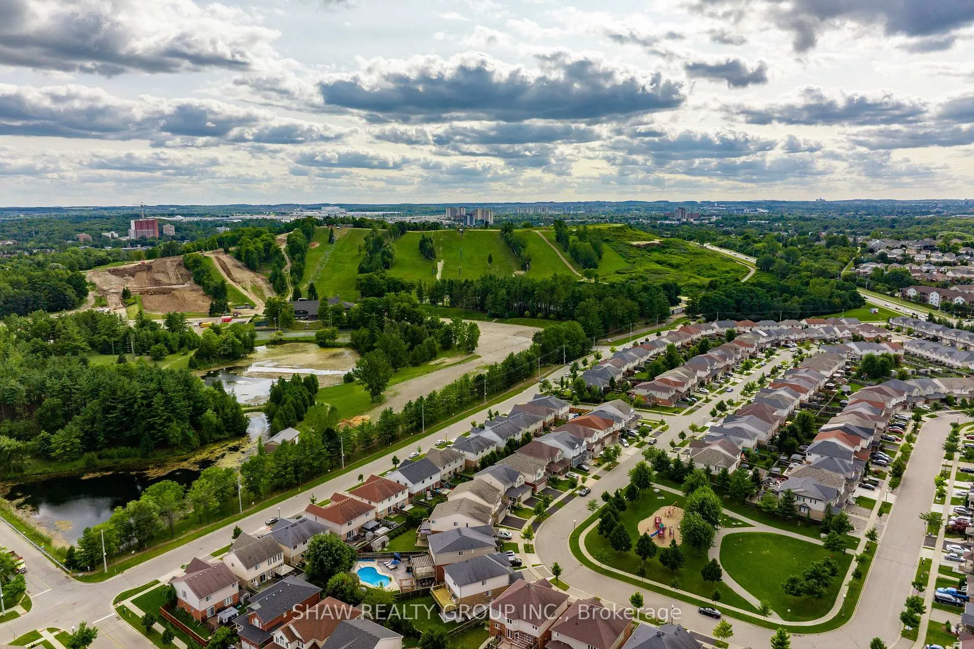 Photo 36 of 42 Grasswood Street, Kitchener — HOMEH