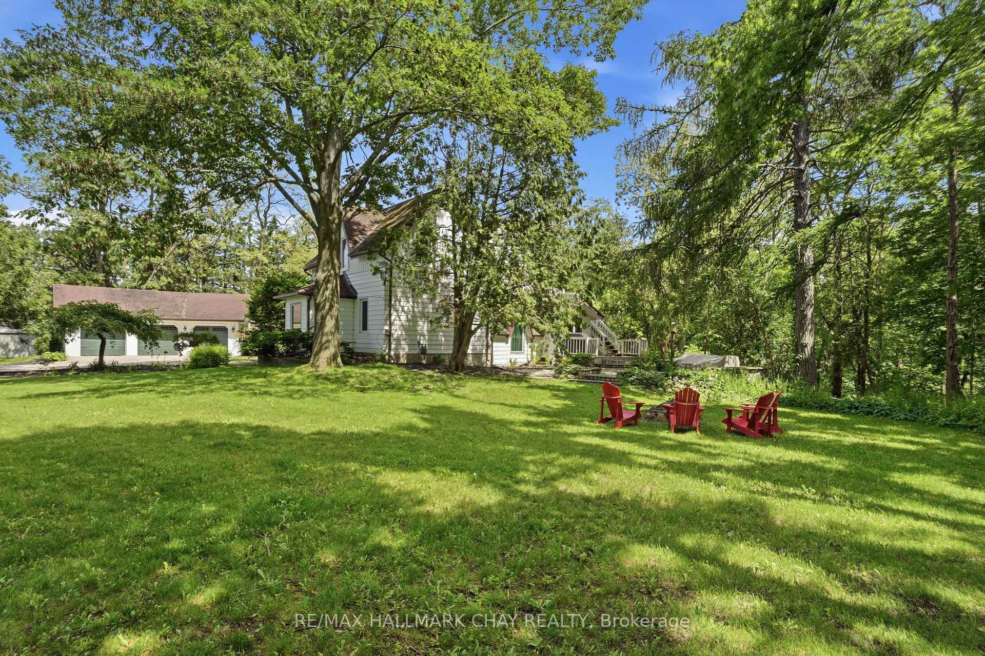 Photo 2 of 115 Doran Road, Springwater, Midhurst — HOMEH