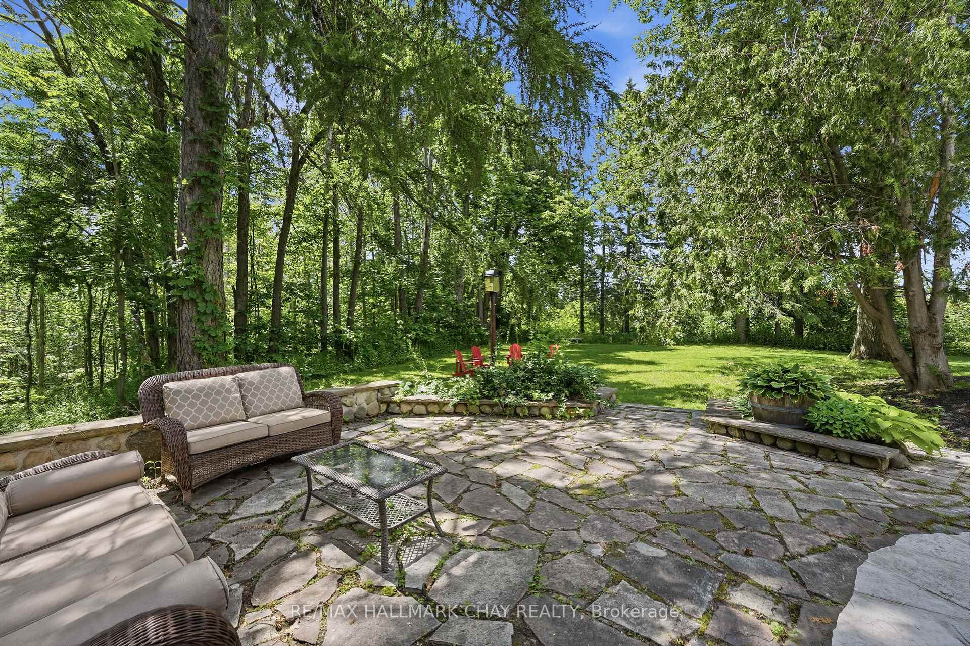 Photo 3 of 115 Doran Road, Springwater, Midhurst — HOMEH