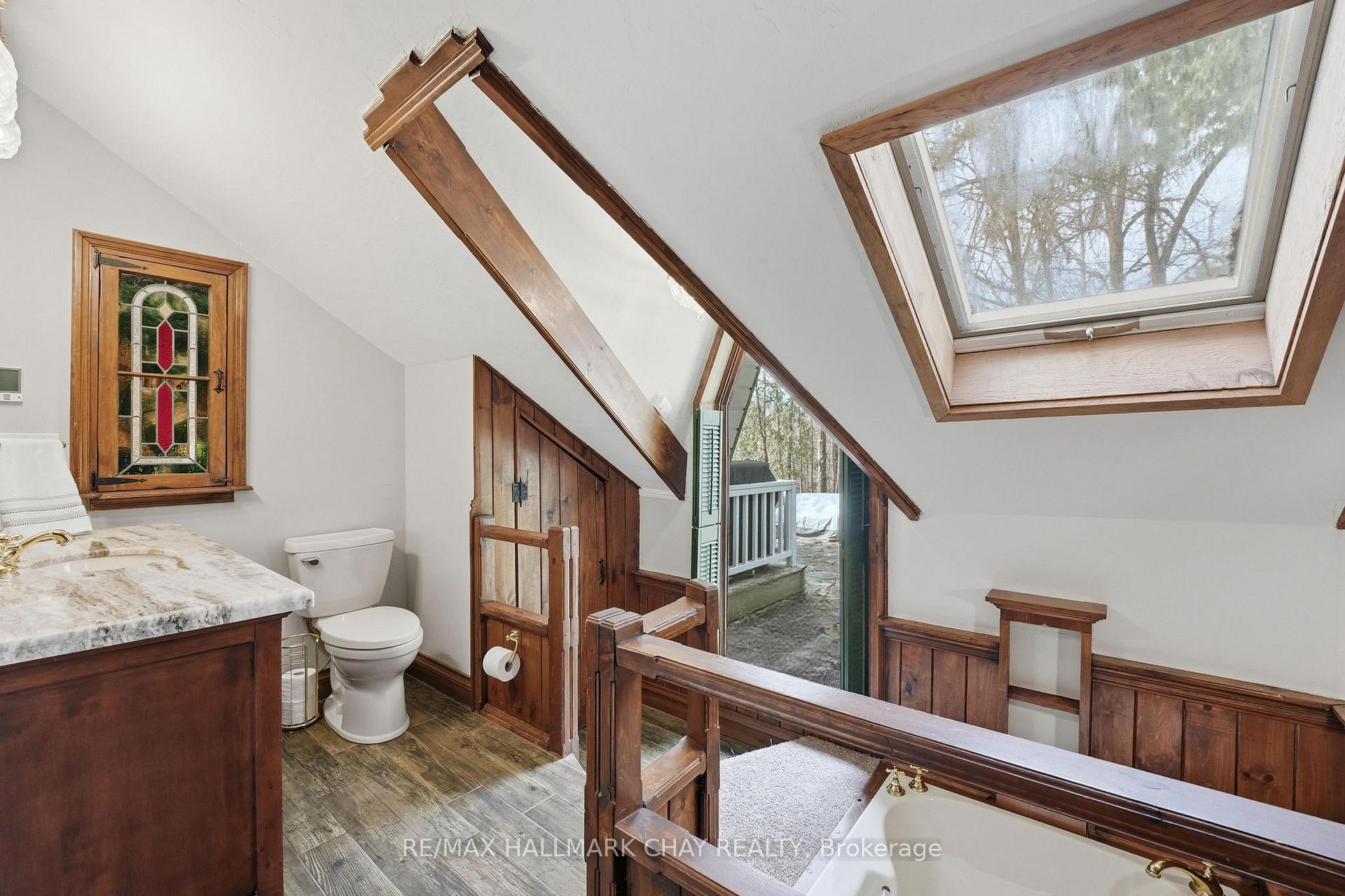 Photo 25 of 115 Doran Road, Springwater, Midhurst — HOMEH