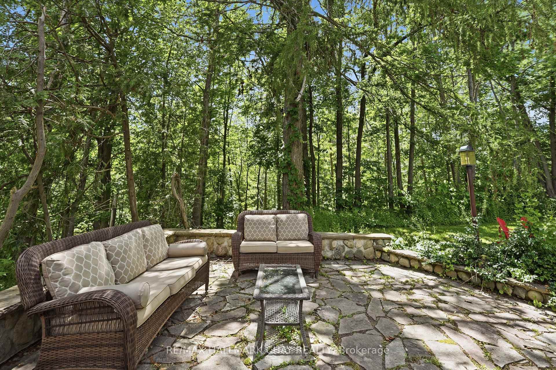 Photo 31 of 115 Doran Road, Springwater, Midhurst — HOMEH