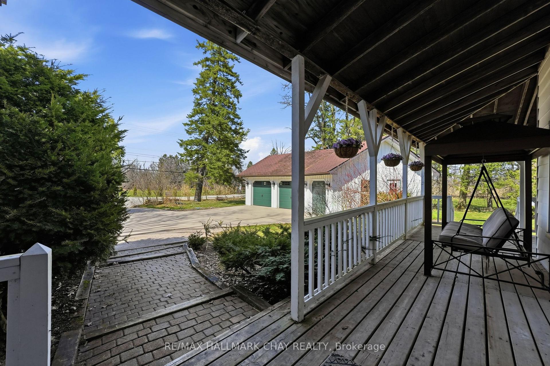 Photo 32 of 115 Doran Road, Springwater, Midhurst — HOMEH
