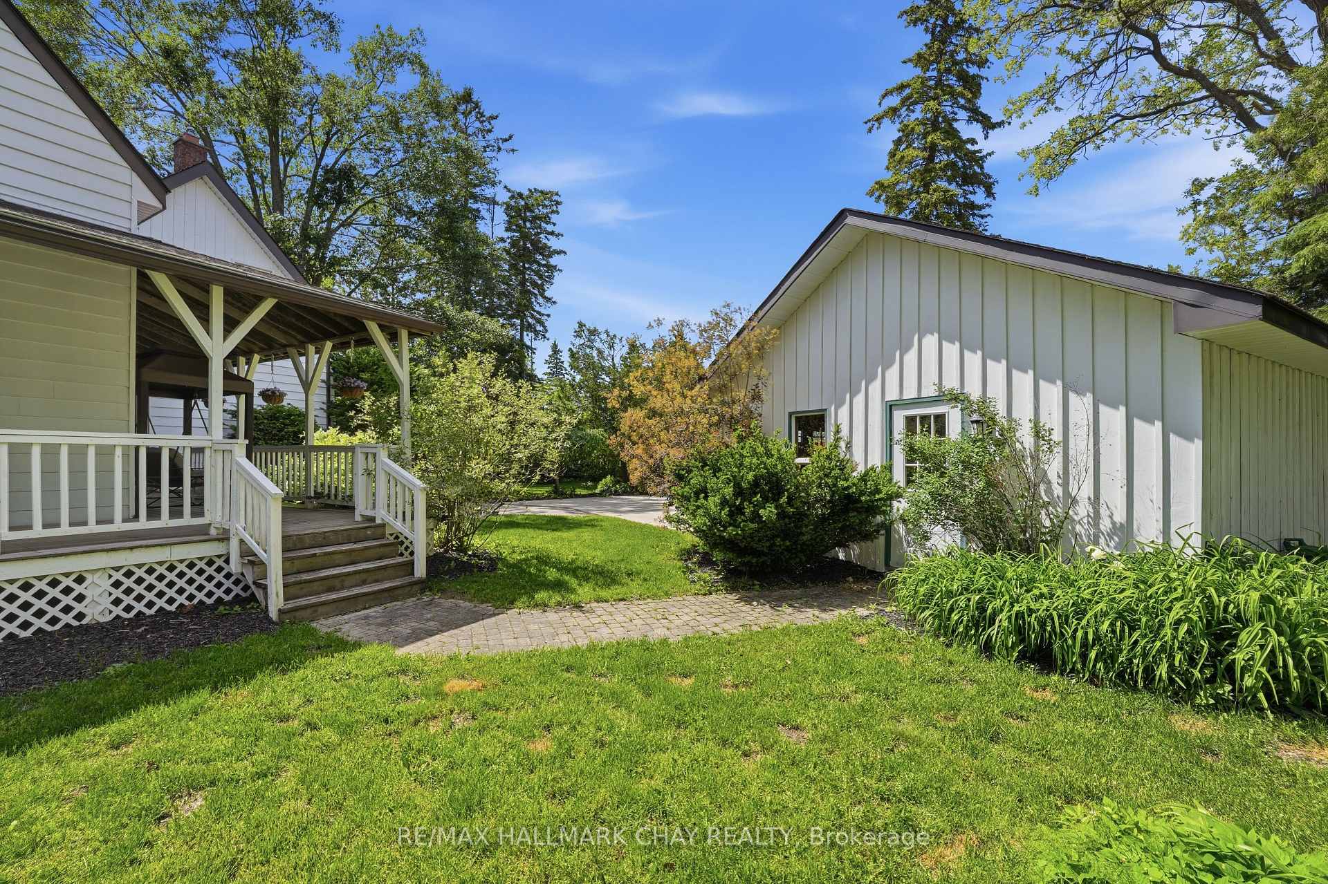 Photo 35 of 115 Doran Road, Springwater, Midhurst — HOMEH