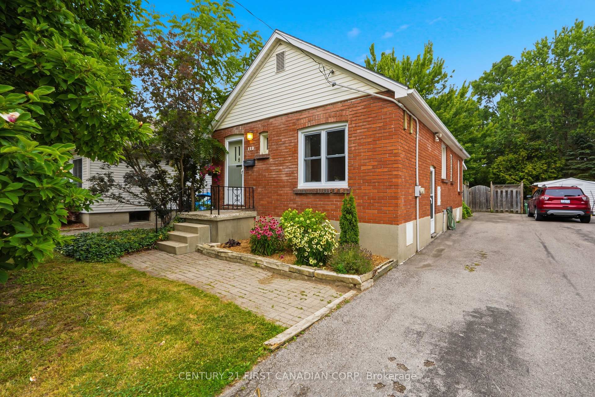Photo 1 of Unit 110, 110 Emery Street E, London, South F — HOMEH