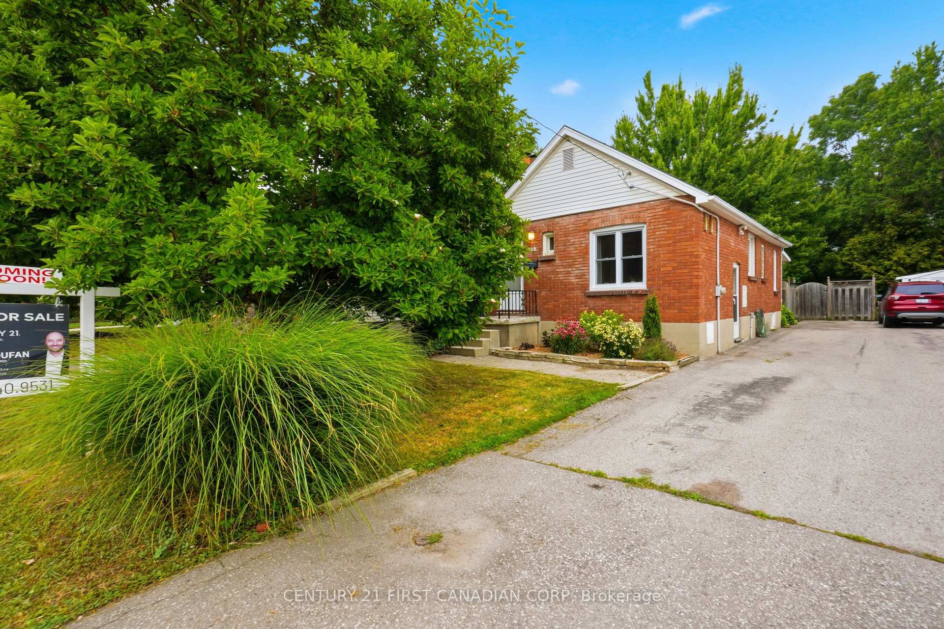 Photo 3 of Unit 110, 110 Emery Street E, London, South F — HOMEH