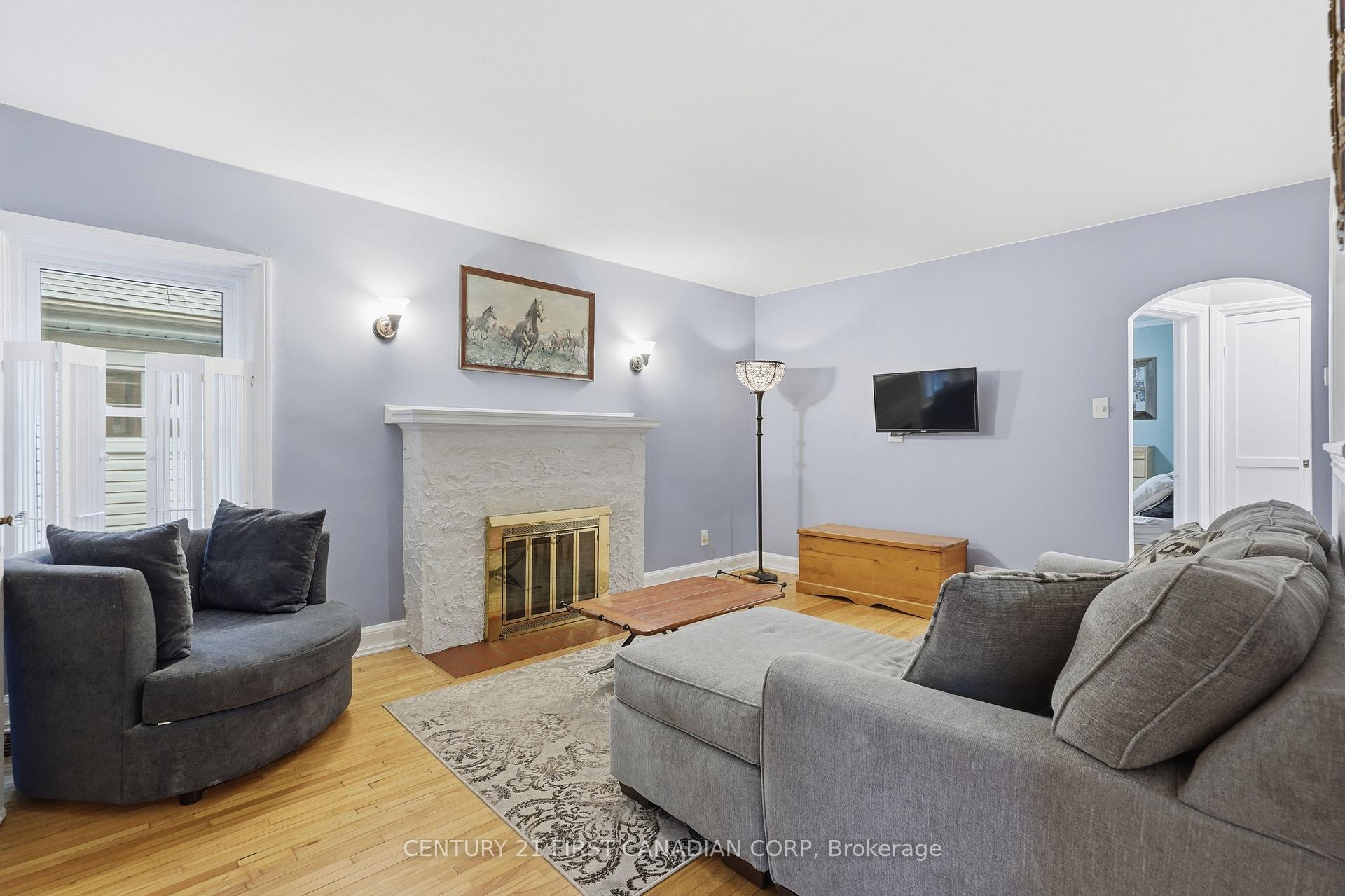 Photo 8 of Unit 110, 110 Emery Street E, London, South F — HOMEH