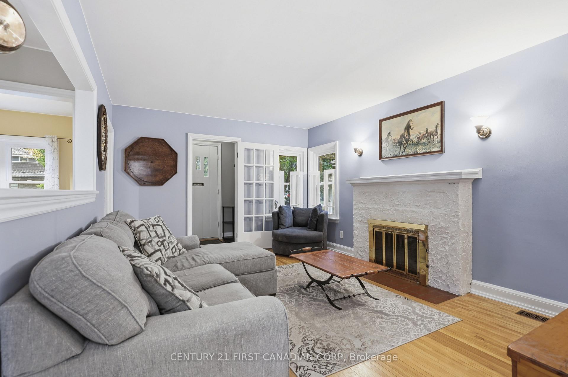 Photo 10 of Unit 110, 110 Emery Street E, London, South F — HOMEH