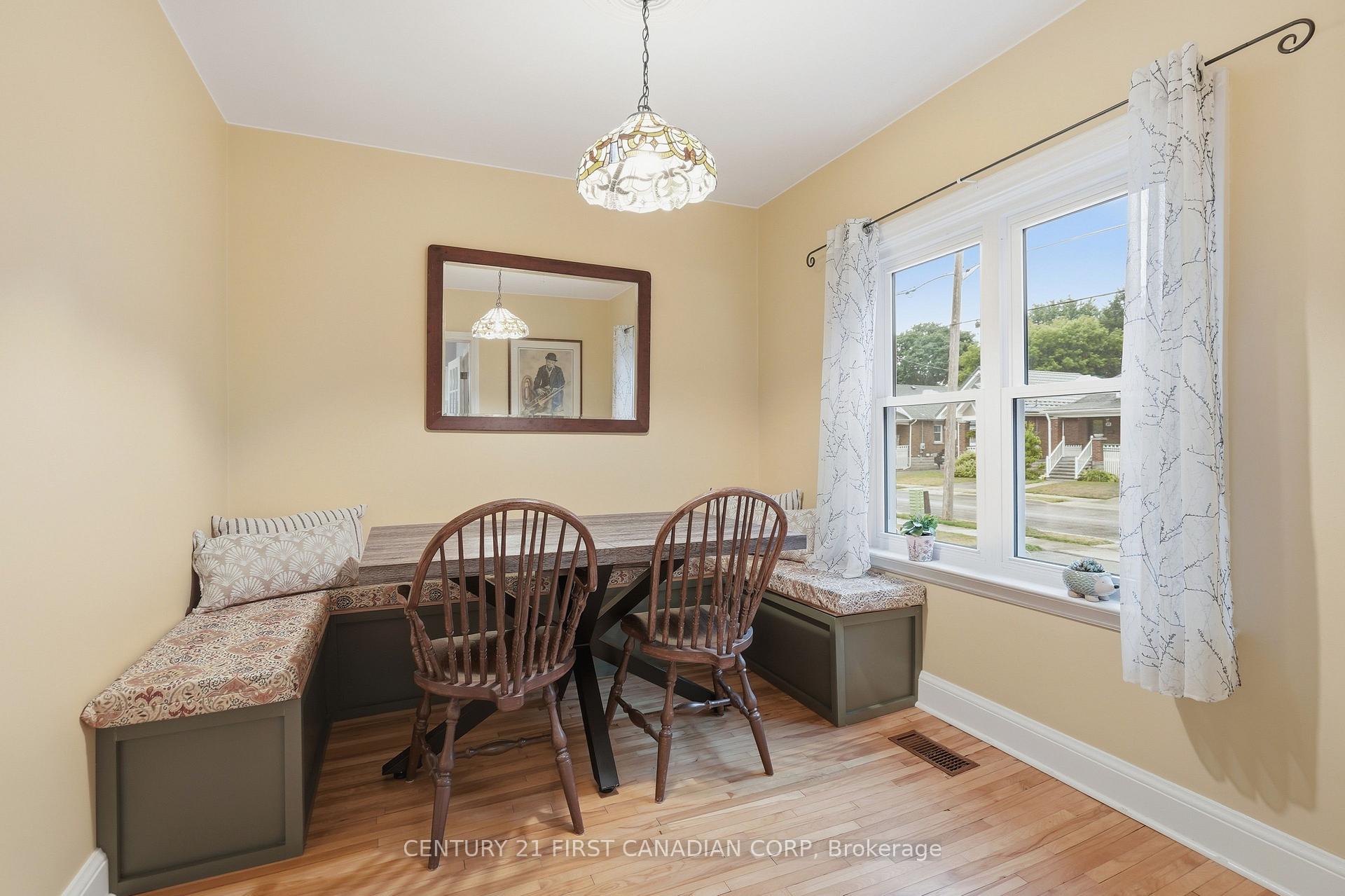 Photo 12 of Unit 110, 110 Emery Street E, London, South F — HOMEH