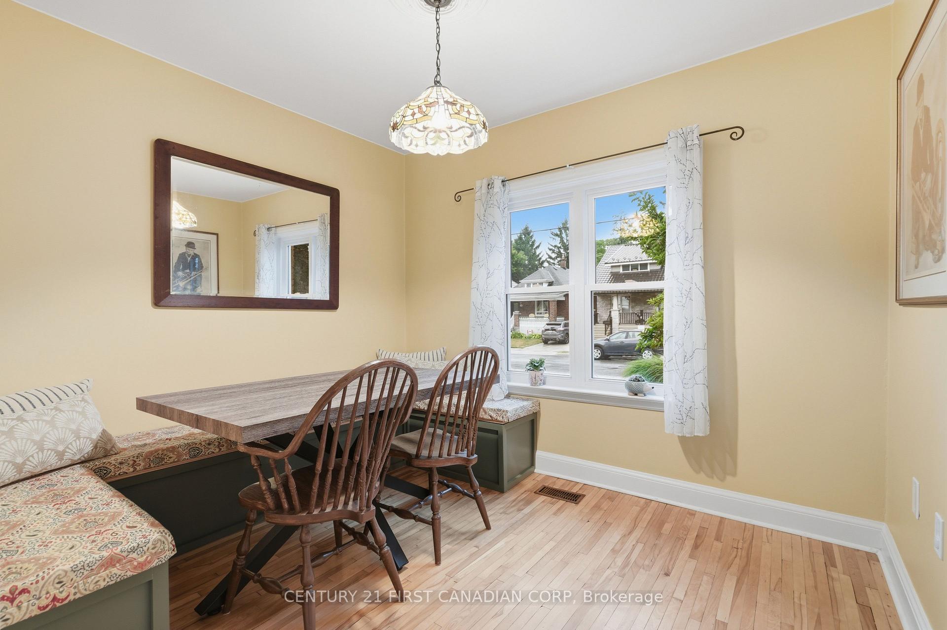 Photo 14 of Unit 110, 110 Emery Street E, London, South F — HOMEH