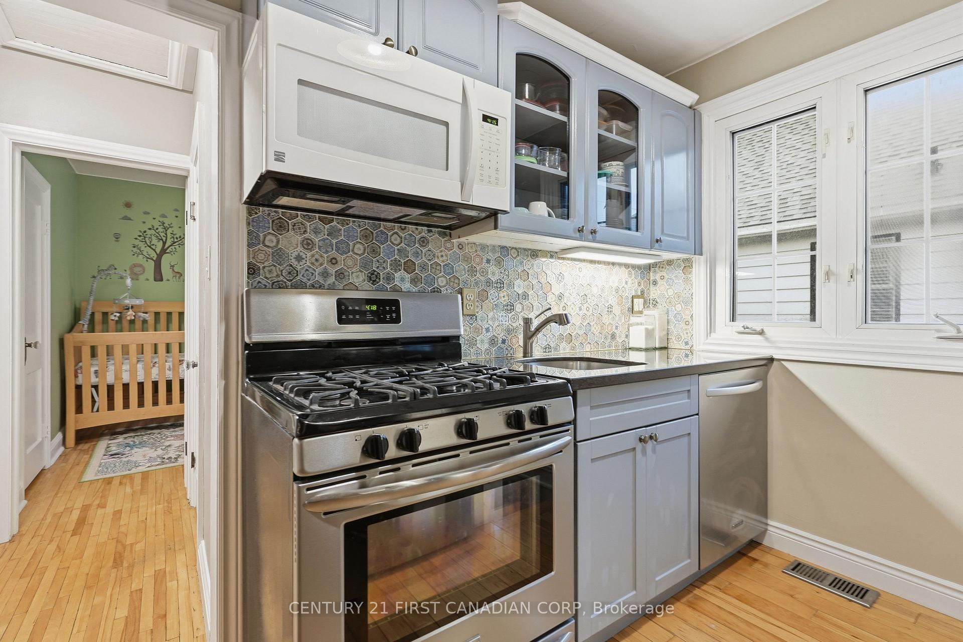 Photo 15 of Unit 110, 110 Emery Street E, London, South F — HOMEH