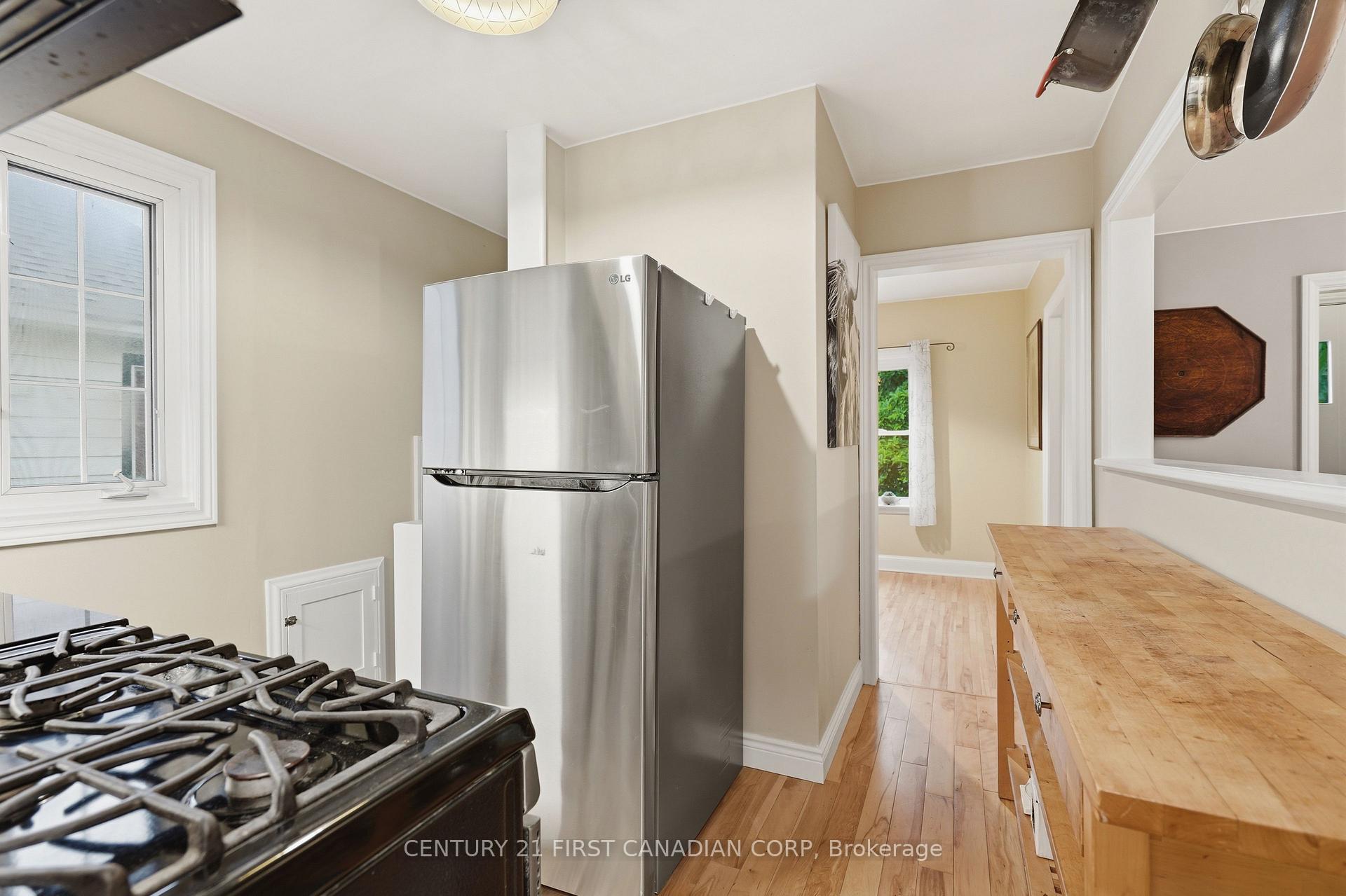 Photo 16 of Unit 110, 110 Emery Street E, London, South F — HOMEH