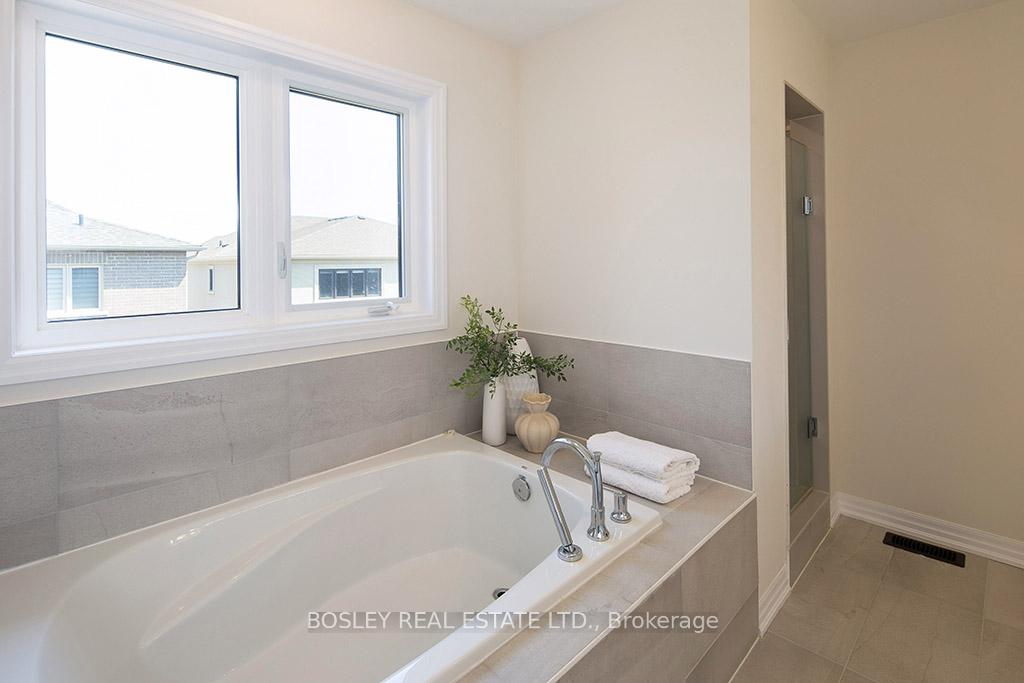 Photo 67 of 259 Centre Street, Clearview, Stayner — HOMEH