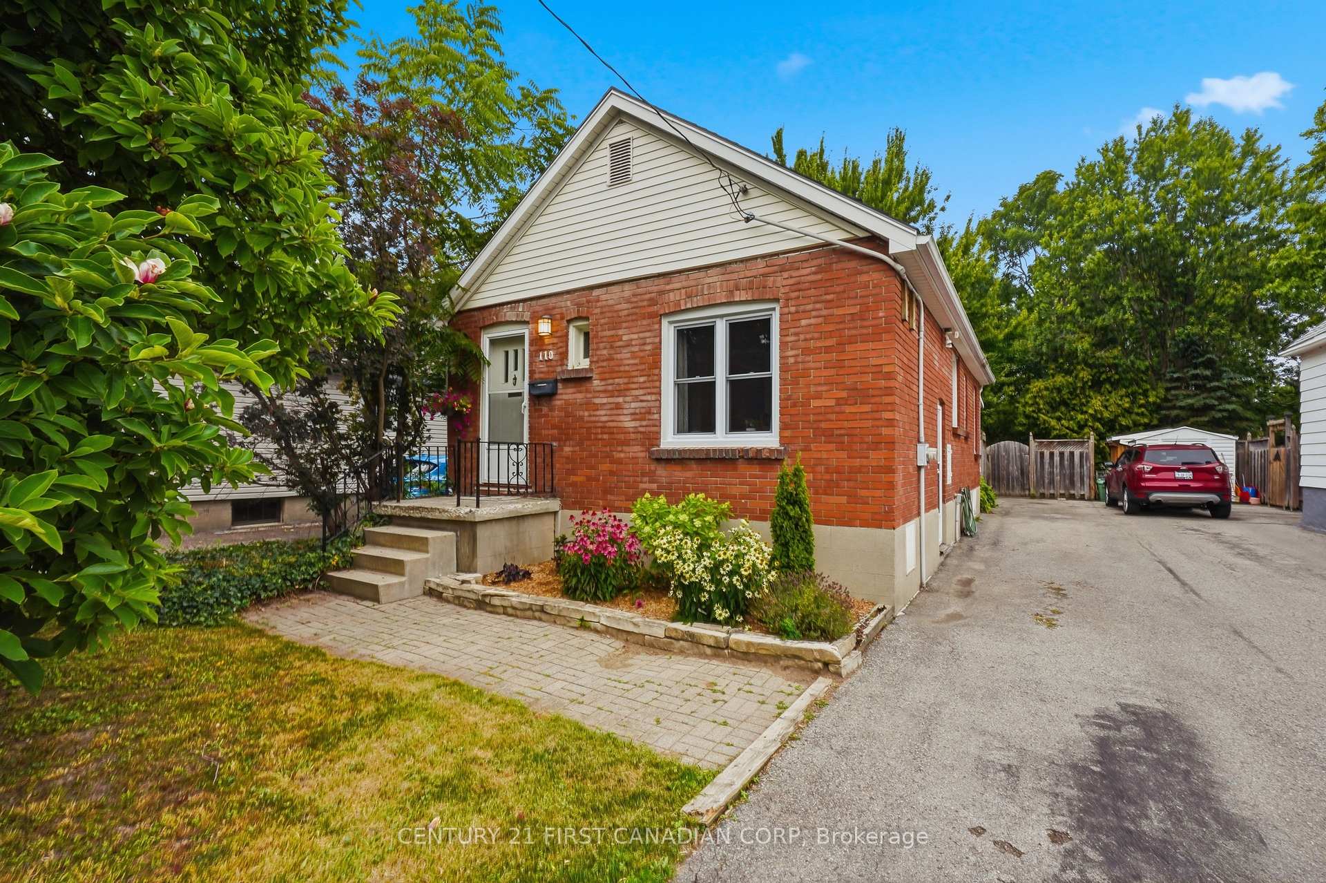 Front of Unit 110, 110 Emery Street E