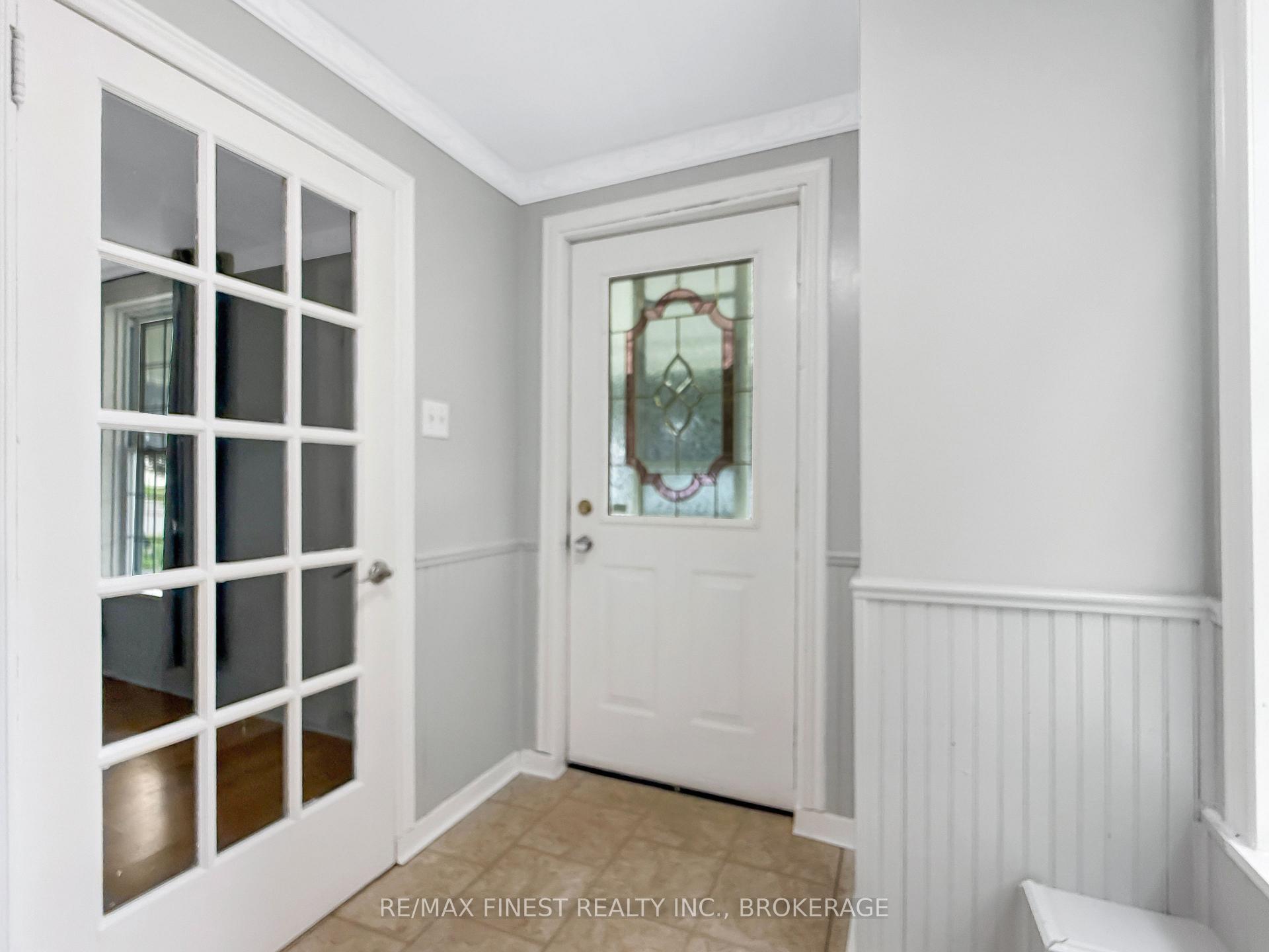 Photo 3 of 215 Brock Street, Gananoque, Gananoque — HOMEH