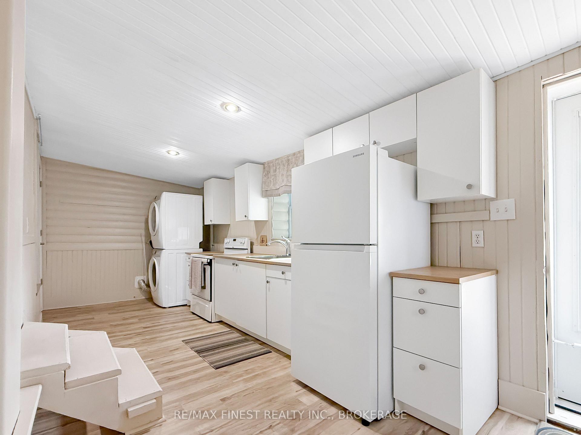Photo 8 of 215 Brock Street, Gananoque, Gananoque — HOMEH