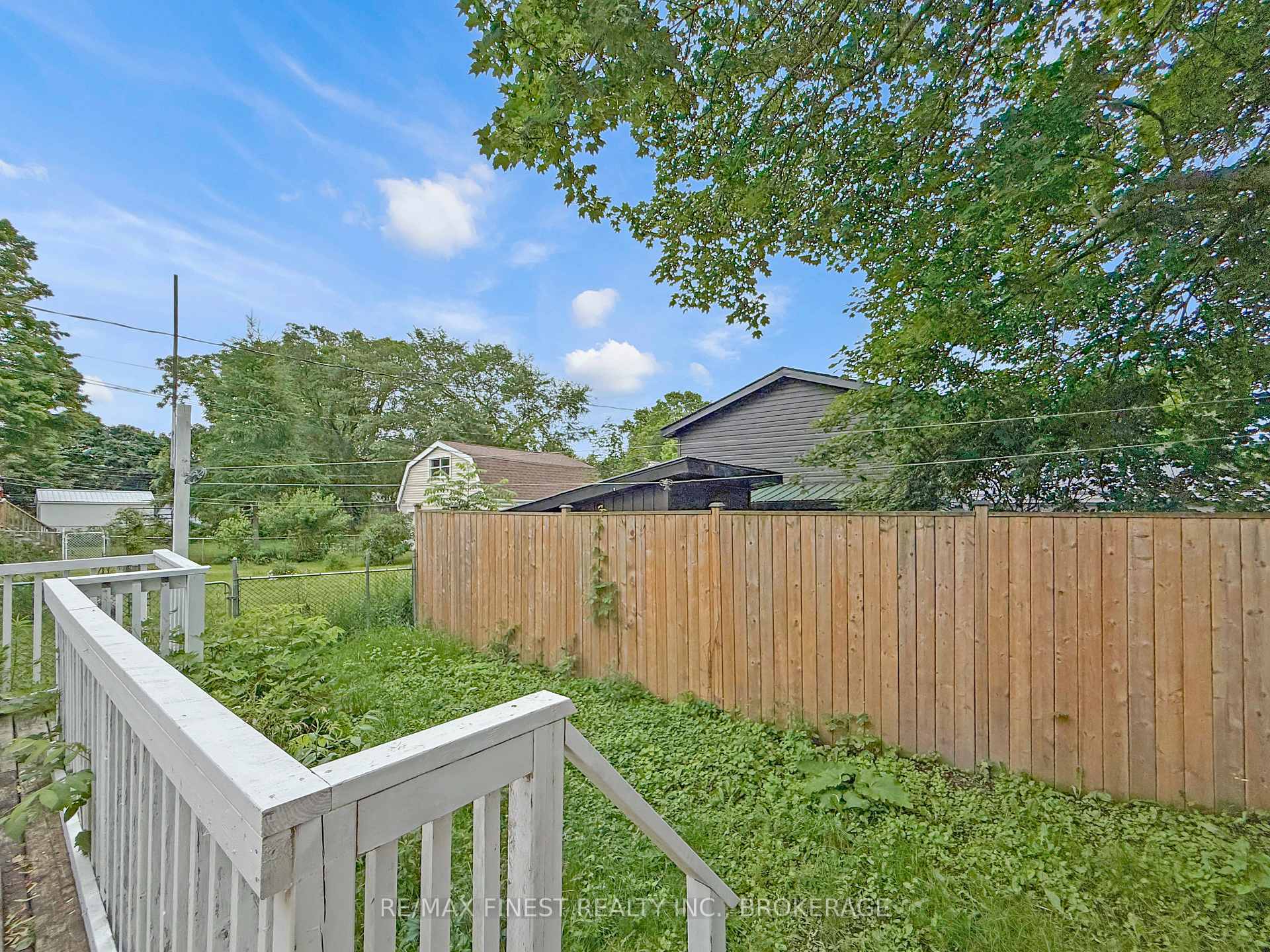 Photo 37 of 215 Brock Street, Gananoque, Gananoque — HOMEH