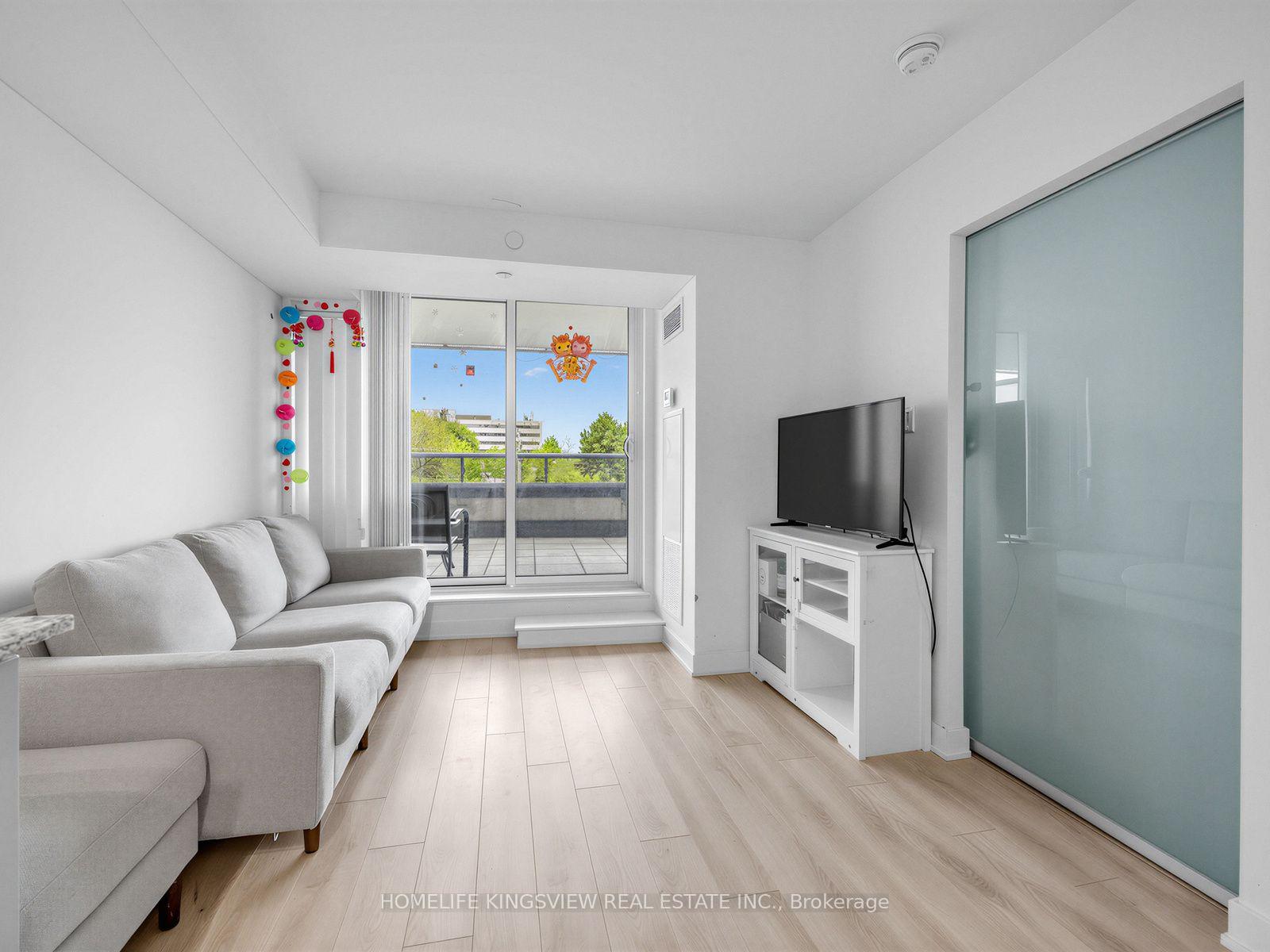 Photo 11 of Unit 311, 160 Flemington Road, North York, Yorkdale-Glen Park — HOMEH