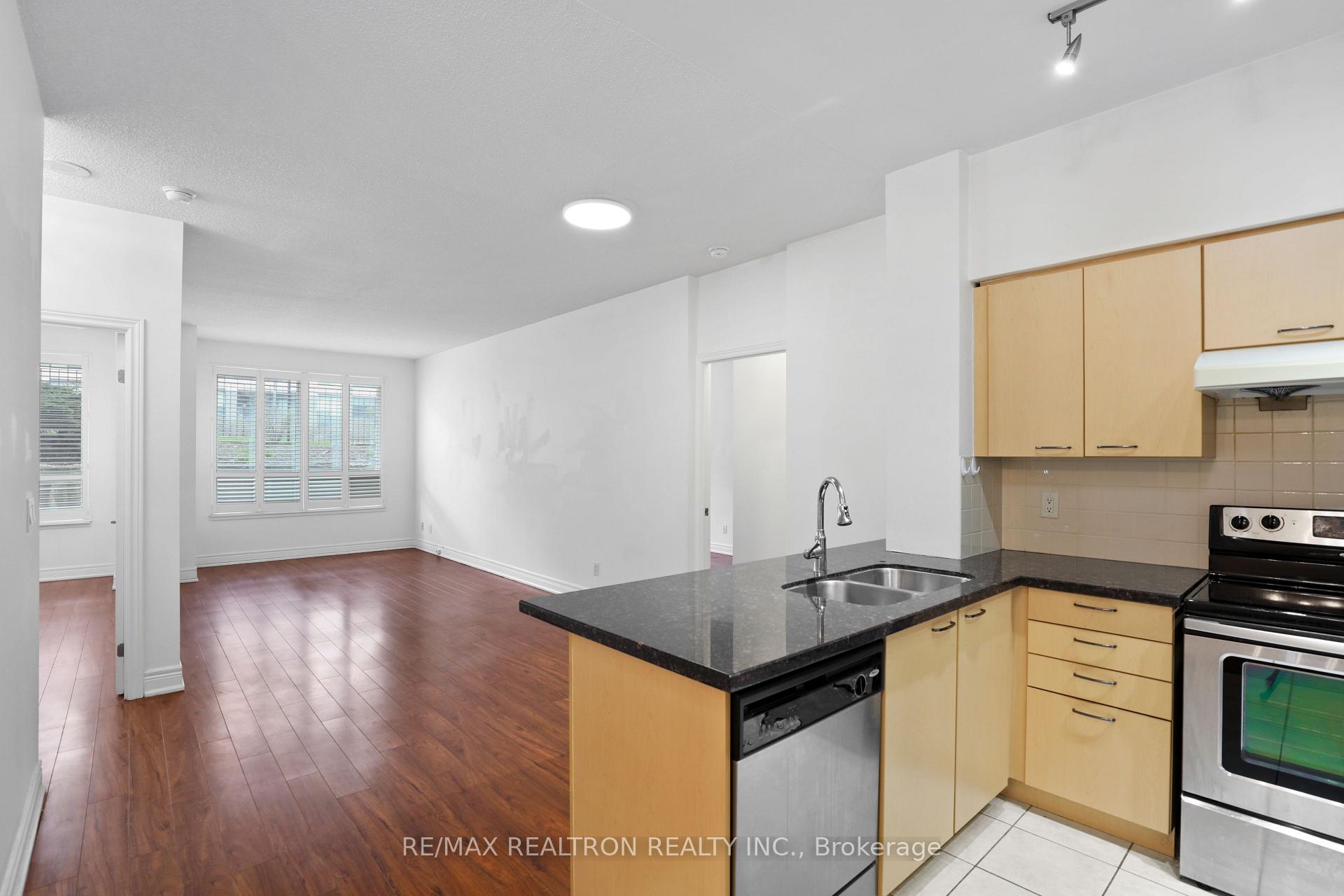 Photo 11 of Unit 112, 48 Suncrest Boulevard, Markham, Commerce Valley — HOMEH