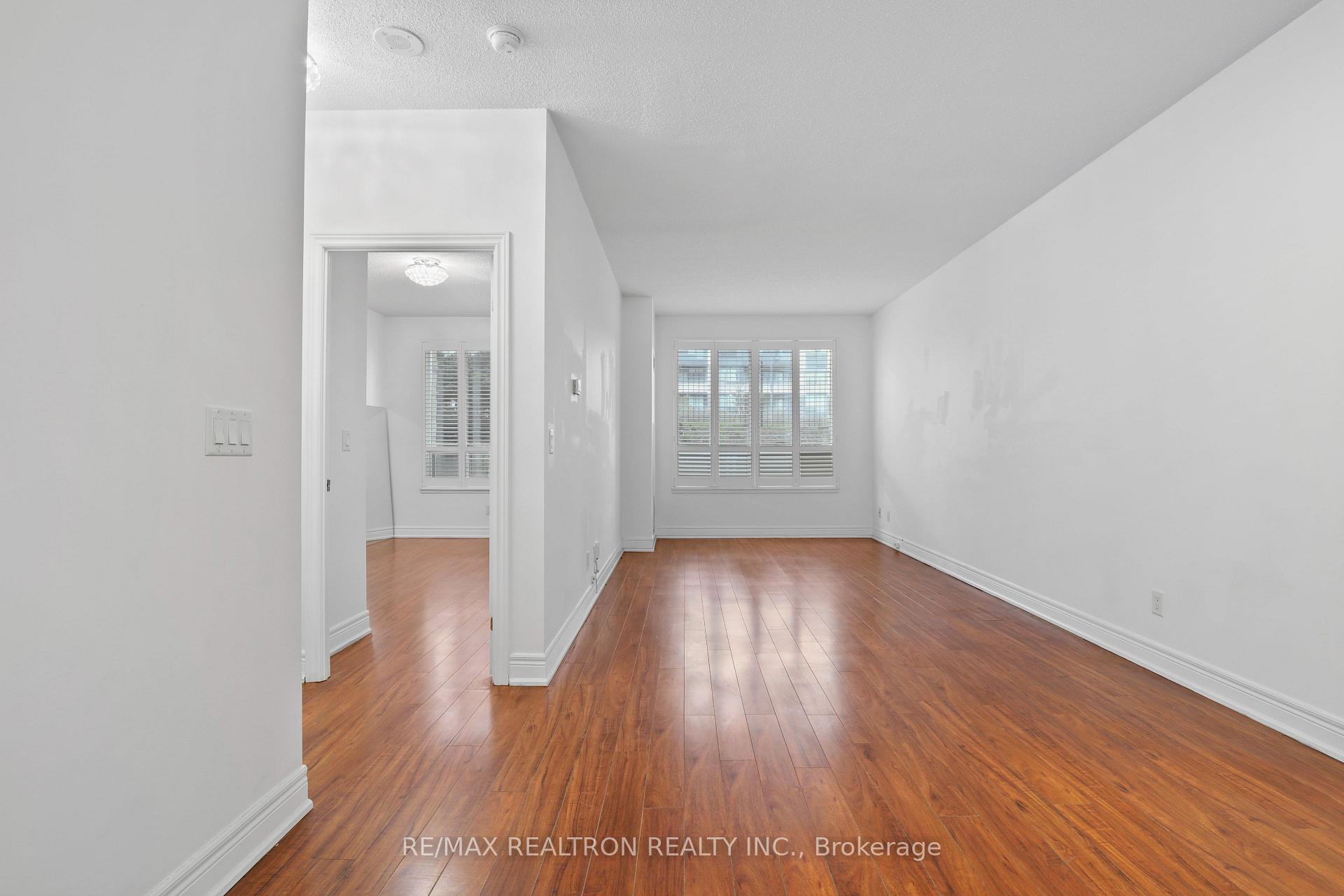 Photo 18 of Unit 112, 48 Suncrest Boulevard, Markham, Commerce Valley — HOMEH