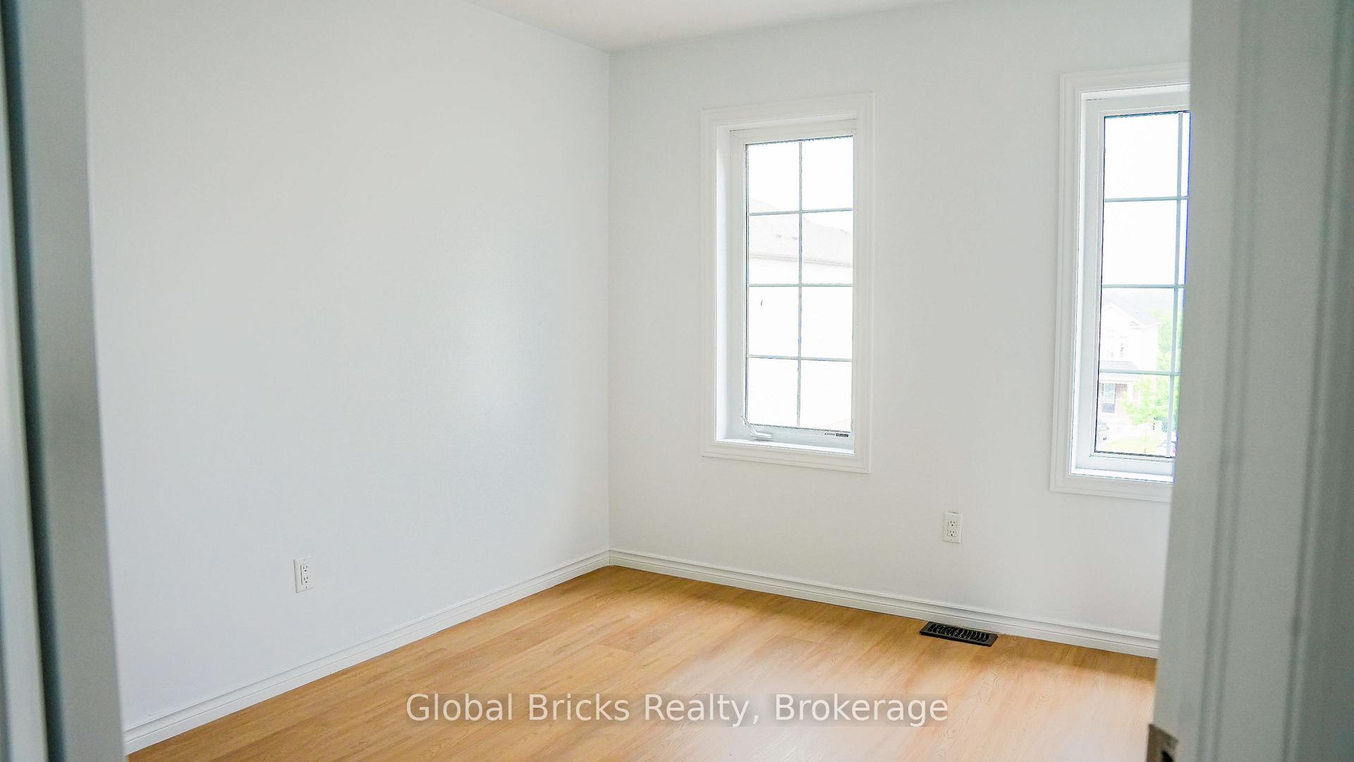 Photo 13 of Unit 6, 755 Linden Drive, Cambridge, Preston Heights — HOMEH