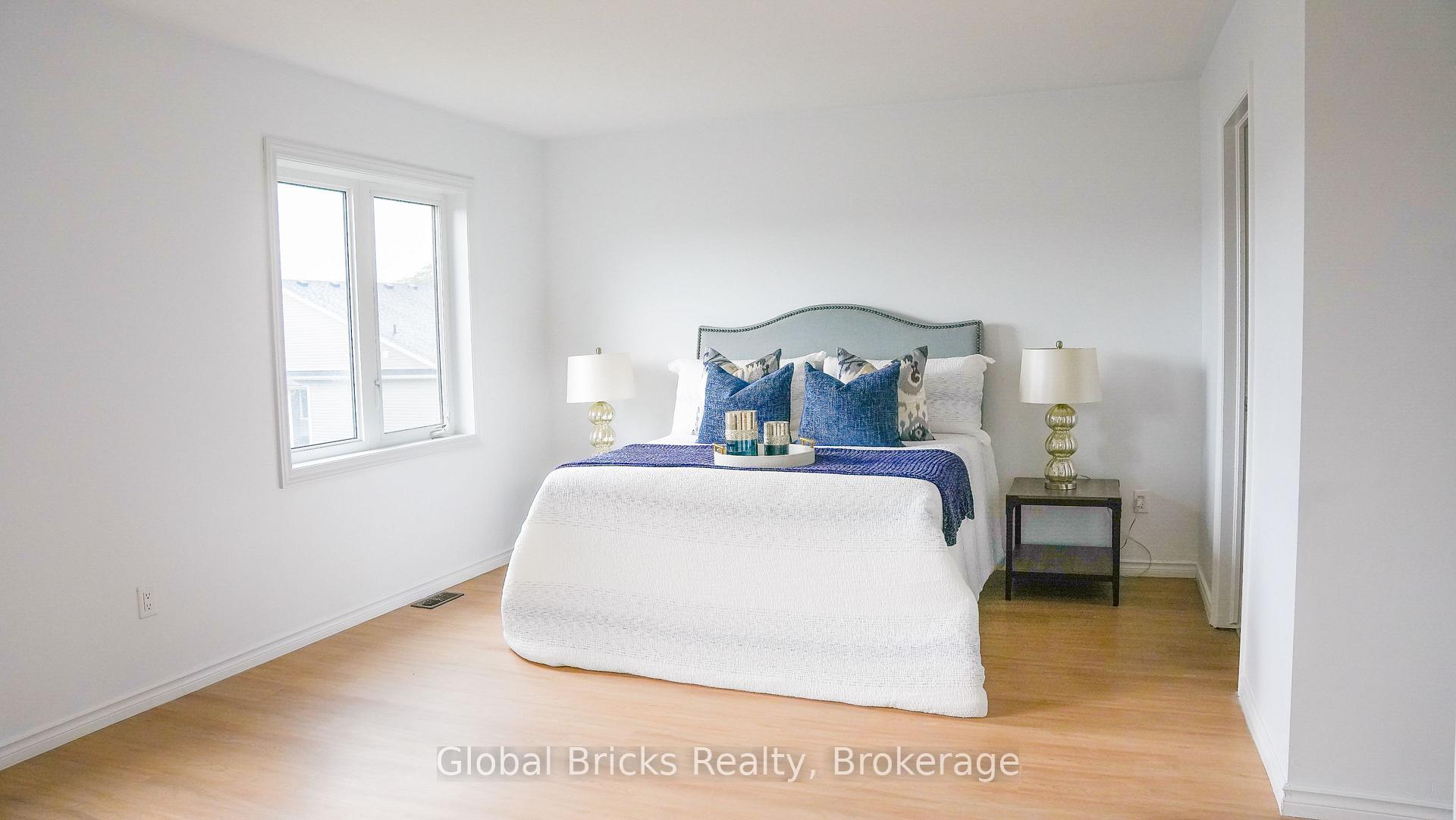 Photo 15 of Unit 6, 755 Linden Drive, Cambridge, Preston Heights — HOMEH