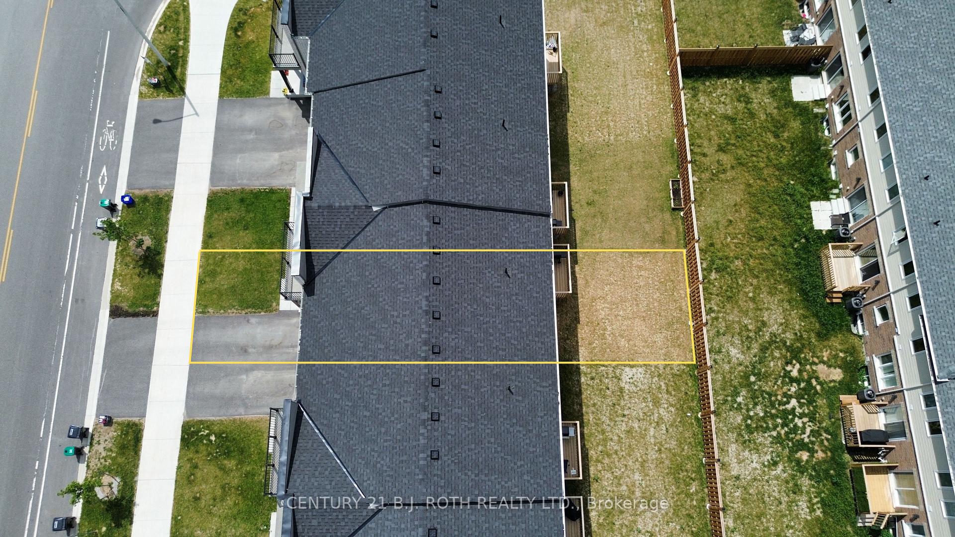 Photo 19 of 236 Prince William Way, Barrie, Innis-Shore — HOMEH