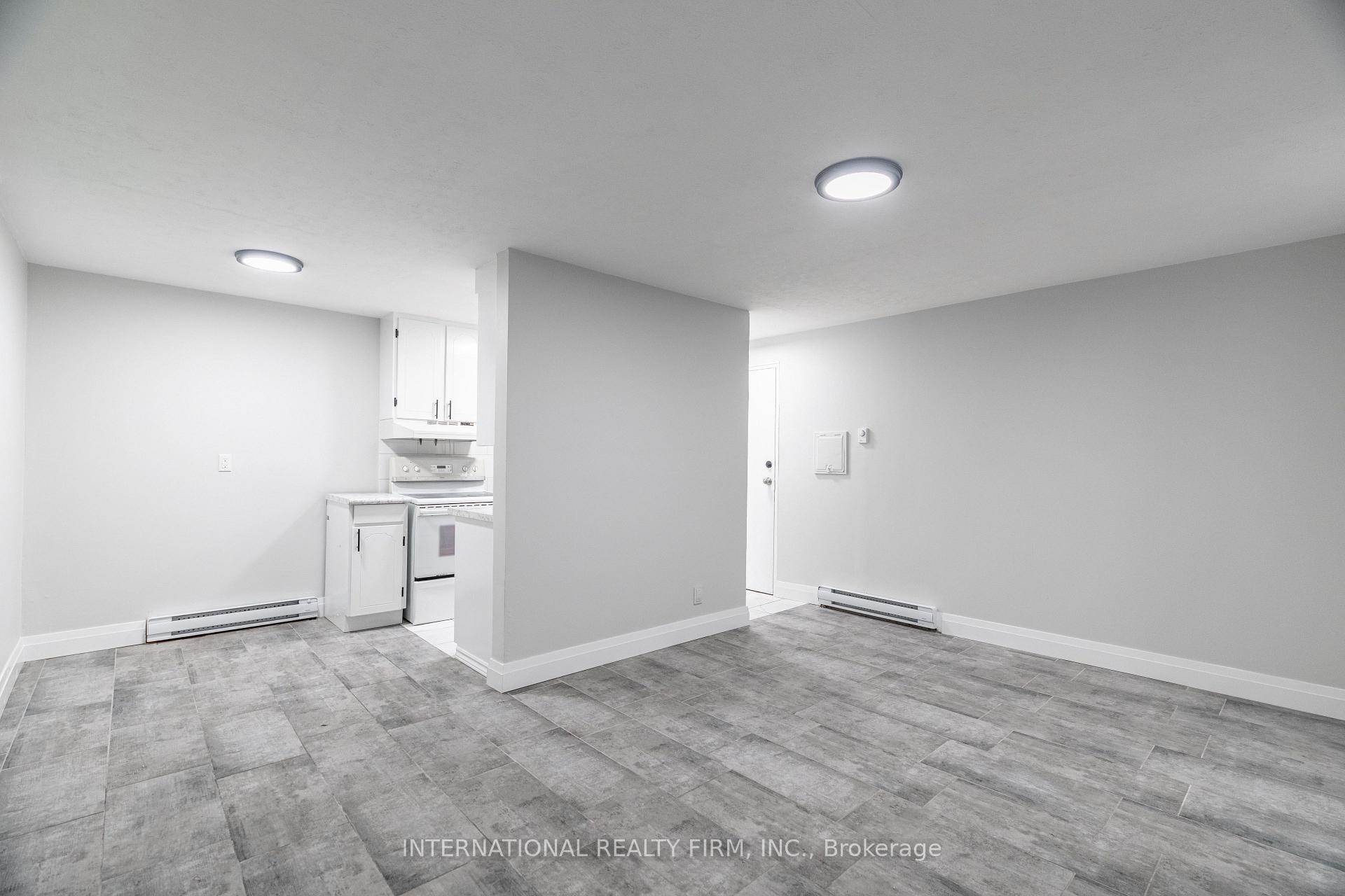 Photo 5 of Unit 2, 24 Brookside Street N, London, South F — HOMEH