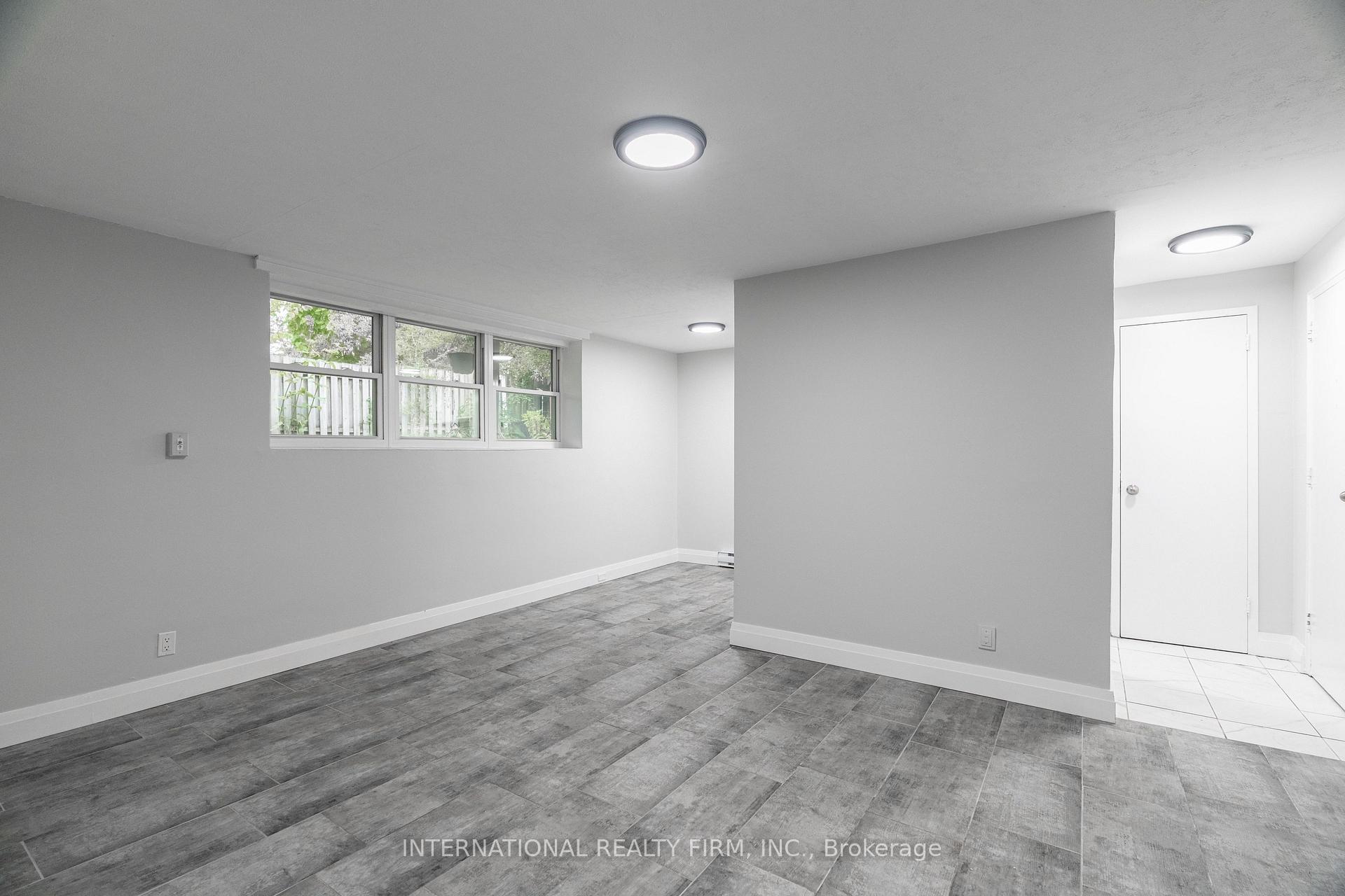 Photo 6 of Unit 2, 24 Brookside Street N, London, South F — HOMEH
