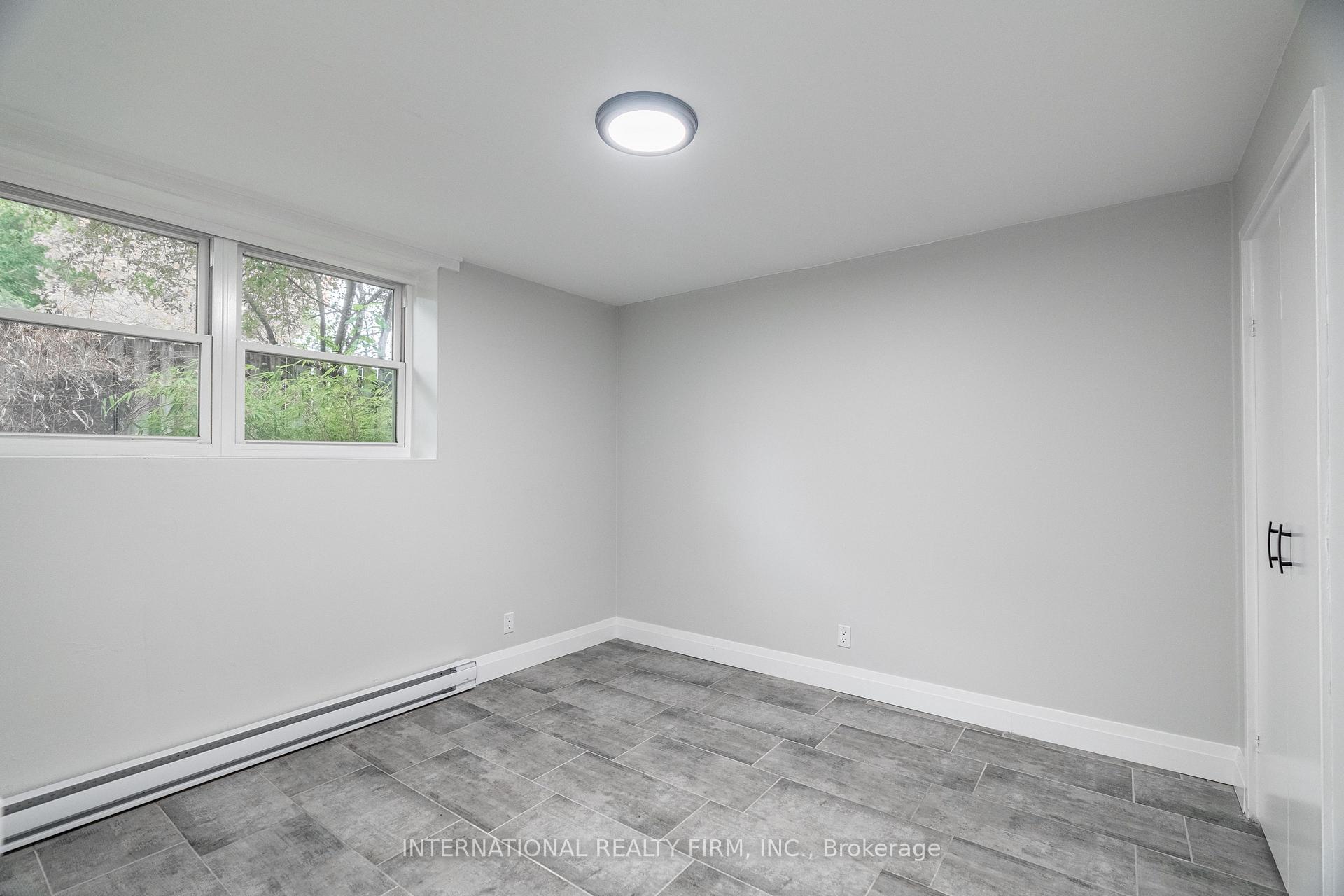 Photo 9 of Unit 2, 24 Brookside Street N, London, South F — HOMEH