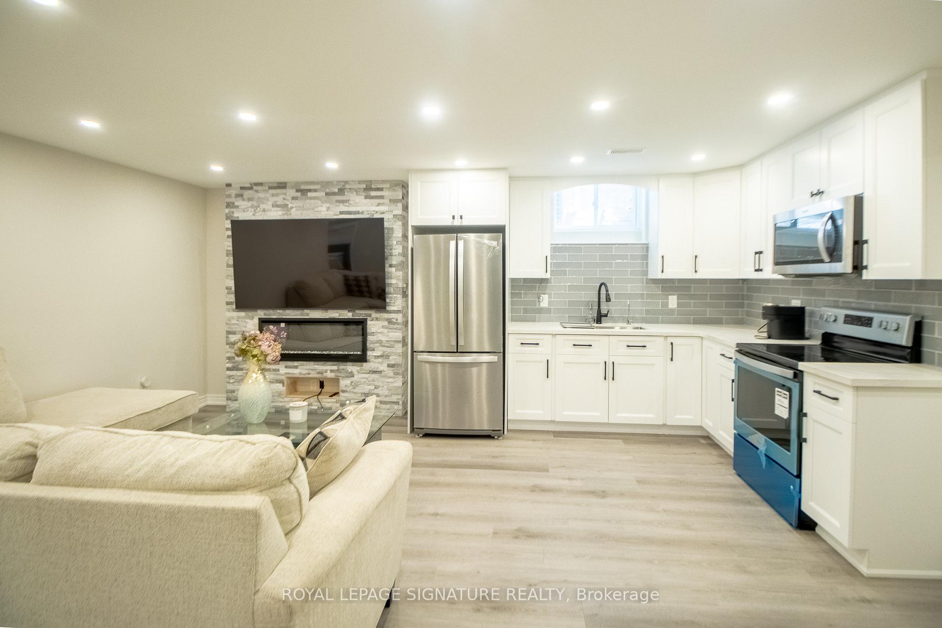 Photo 4 of Unit Bsmt, 48 Pietrowski Drive, Georgina, Keswick North — HOMEH