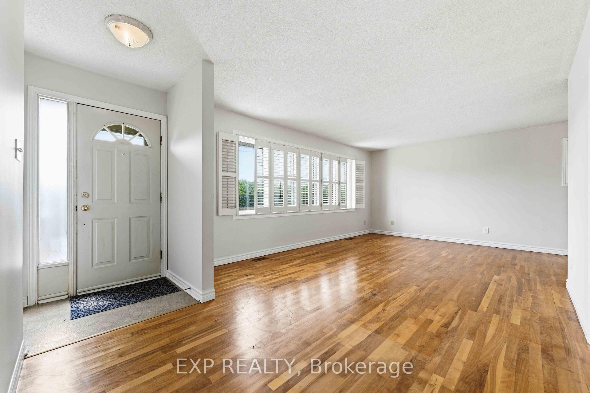 Photo 7 of 2473 Walkley Road, Ottawa, Hawthorne Meadows — HOMEH